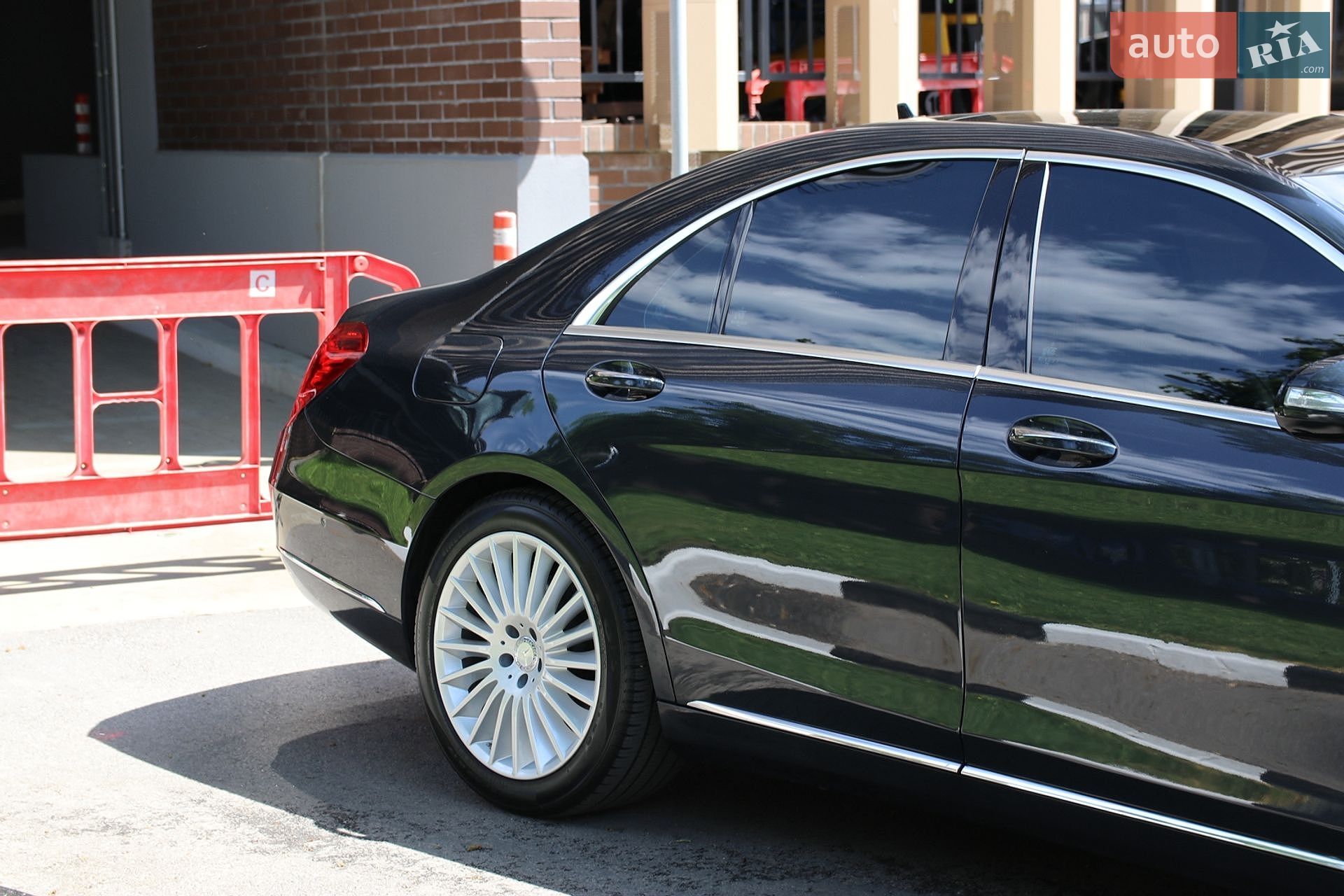 Mercedes-Benz S-Class 2016 VIN WDDUF3DB3GA267317 фото оголошення 37 з 48