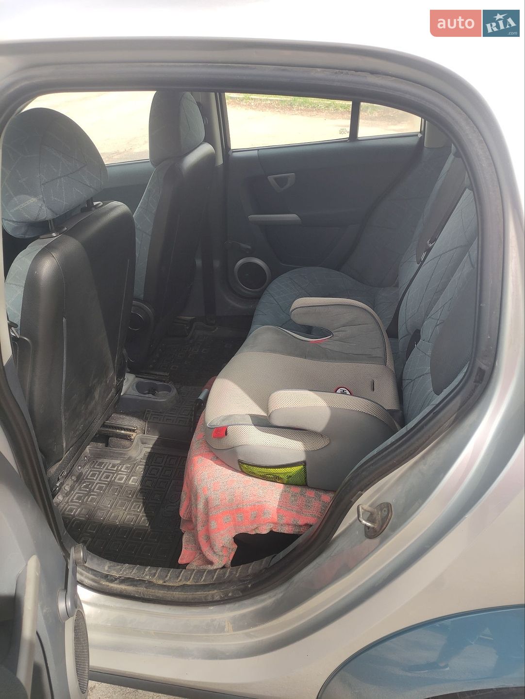Smart Forfour 2005 VIN WME4540301B111875 фото оголошення 8 з 11