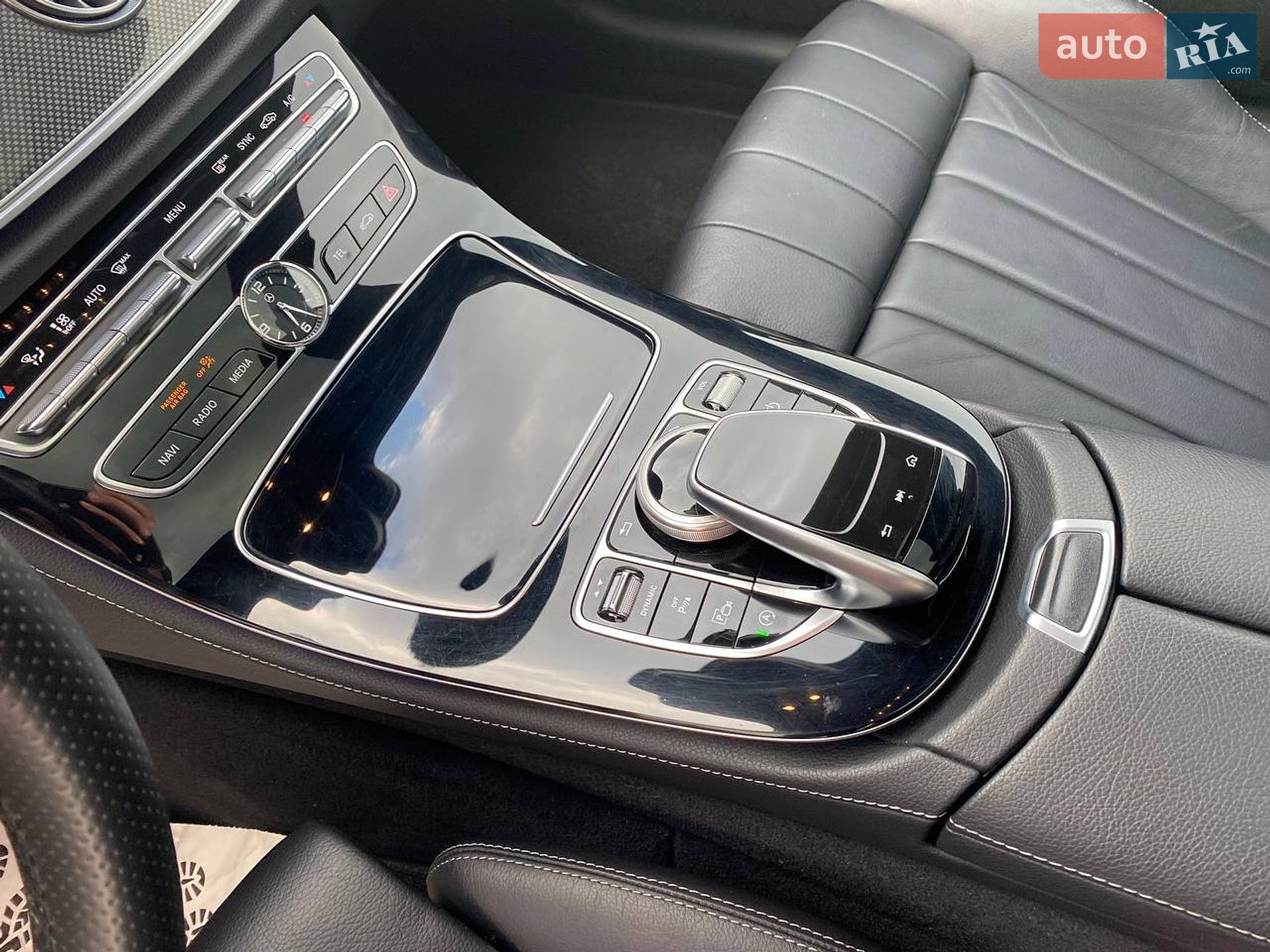 Mercedes-Benz E-Class 2017 VIN WDD2383661F011218 фото оголошення 18 з 27