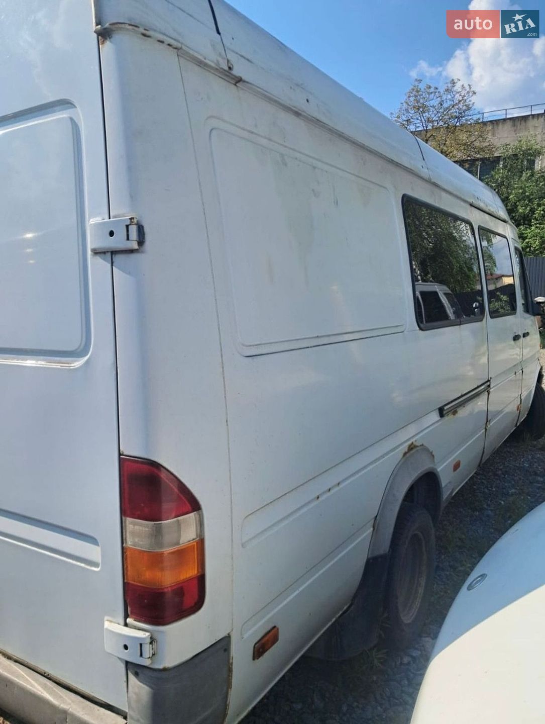 Mercedes-Benz Sprinter 2000 VIN WDB9044631P897403 фото оголошення 4 з 12