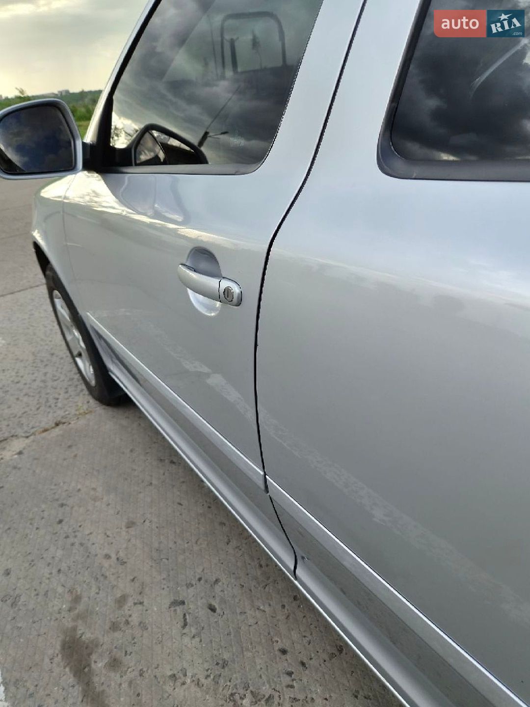 Skoda Octavia 2011 VIN TMBCK41Z9CB150435 фото оголошення 6 з 15