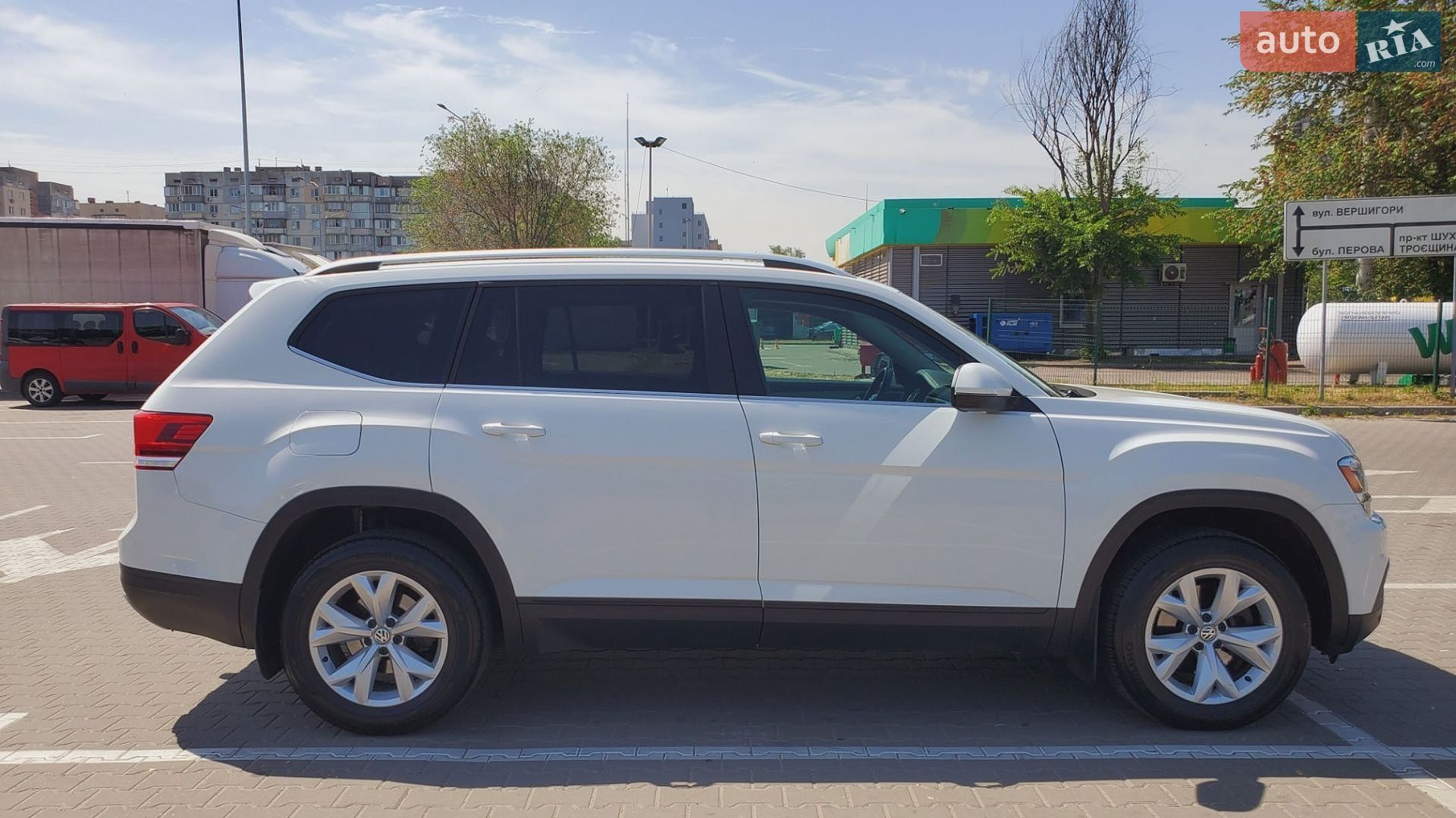 Volkswagen Atlas 2019 VIN 1V2GR2CAXKC581723 фото оголошення 8 з 29