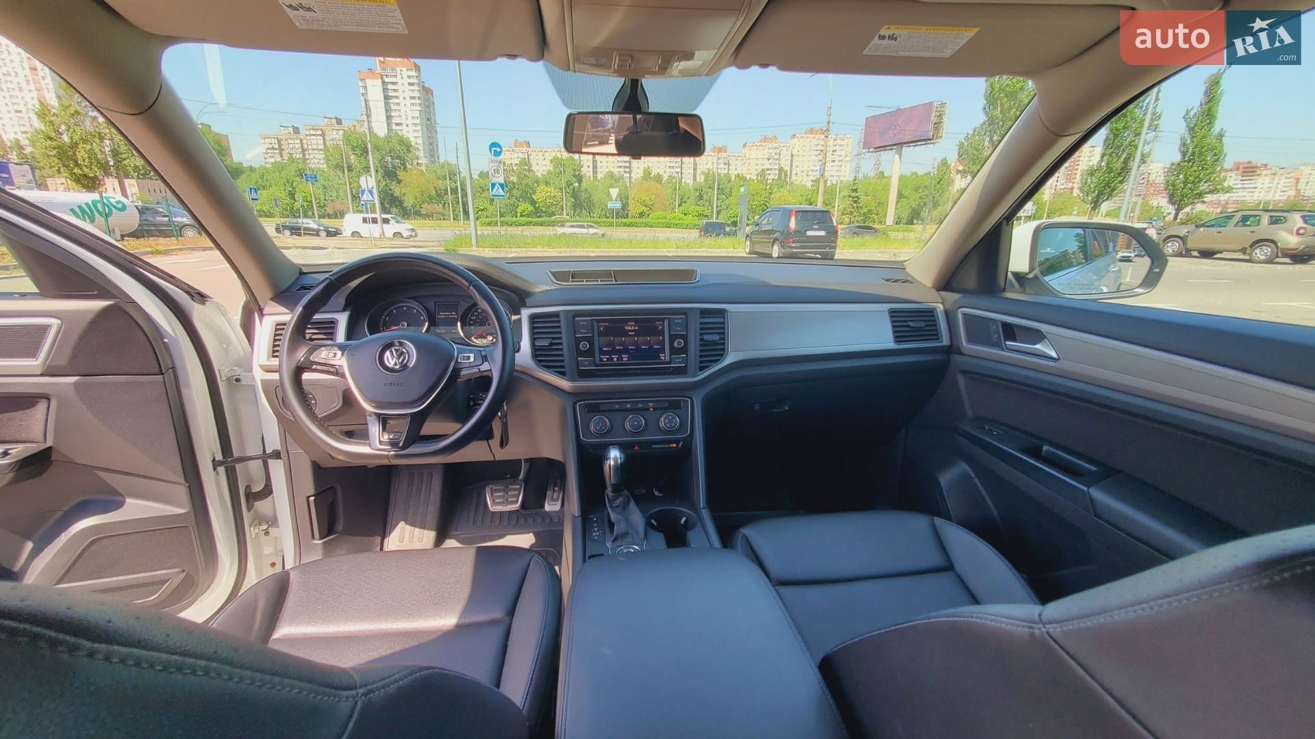 Volkswagen Atlas 2019 VIN 1V2GR2CAXKC581723 фото оголошення 18 з 29