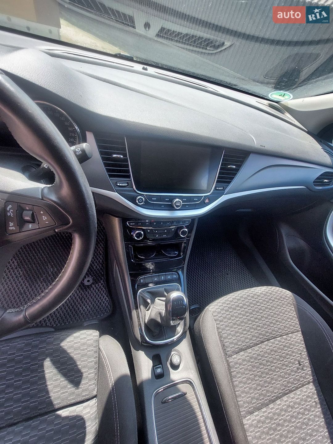 Opel Astra 2018 VIN W0VBD8EF5K8011210 фото оголошення 2 з 8