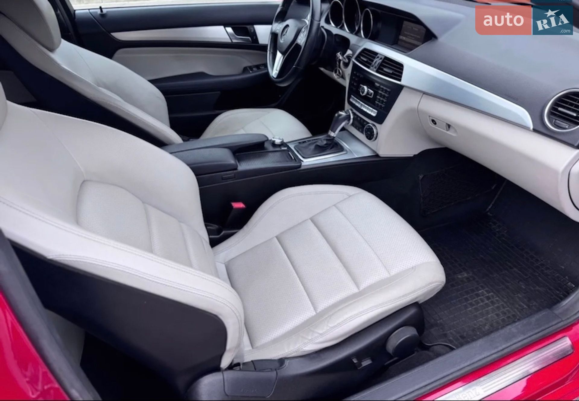 Mercedes-Benz C-Class 2012 VIN WDD2043311G056199 фото оголошення 16 з 17