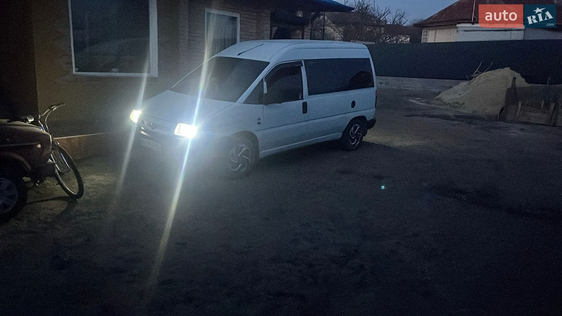 Fiat Scudo 2000 VIN ZFA22000012702410 фото оголошення 2 з 10