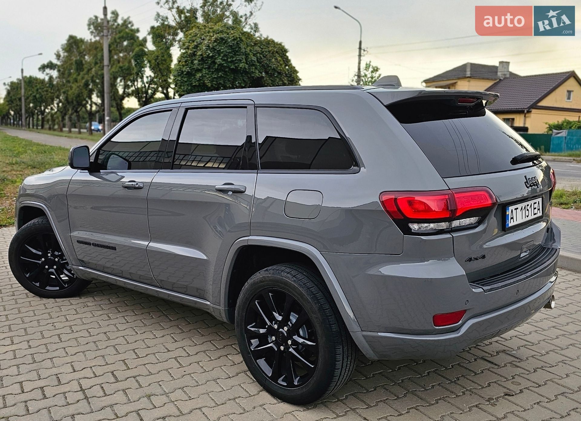Jeep Grand Cherokee 2020 VIN 1C4RJFAG2LC299528 фото оголошення 4 з 21
