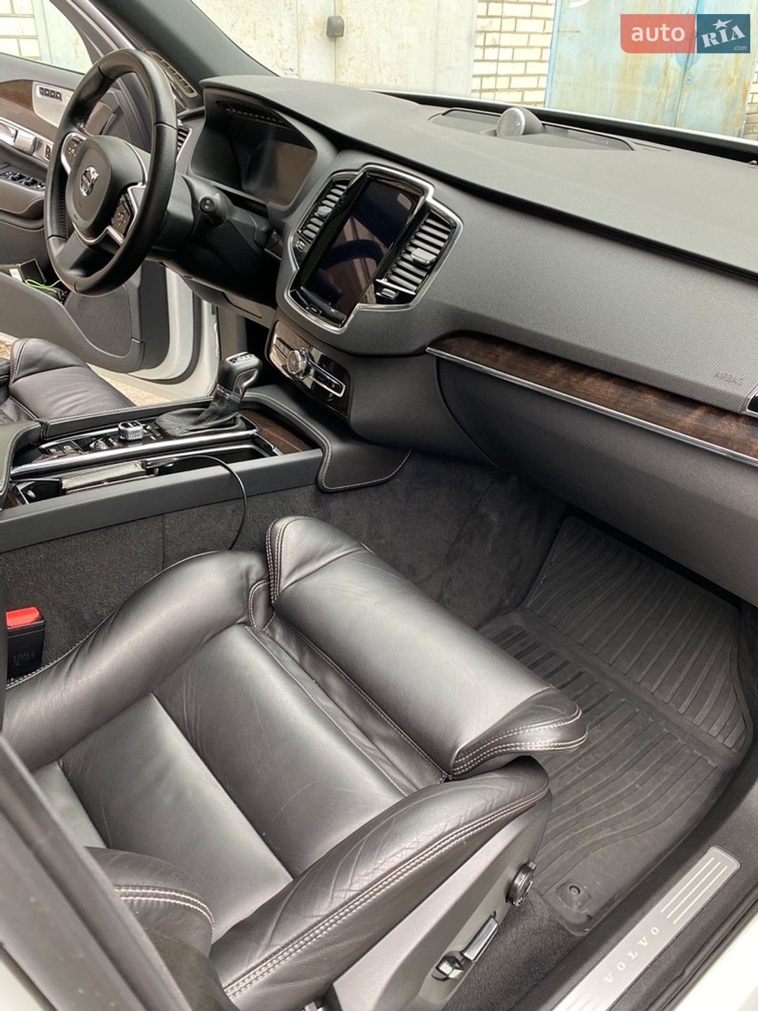 Volvo XC90 2017 VIN YV4A22PK2H1172406 фото оголошення 16 з 21