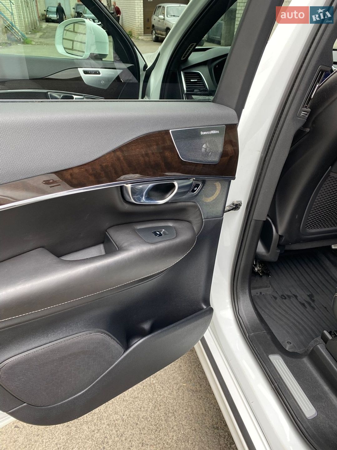 Volvo XC90 2017 VIN YV4A22PK2H1172406 фото оголошення 19 з 21