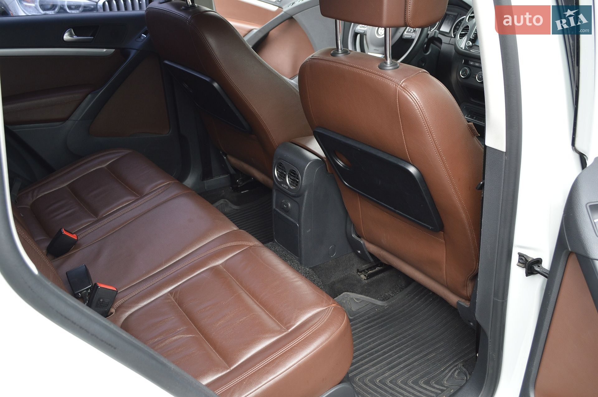 Volkswagen Tiguan 2016 VIN WVGZZZ5NZGW088144 фото оголошення 19 з 26