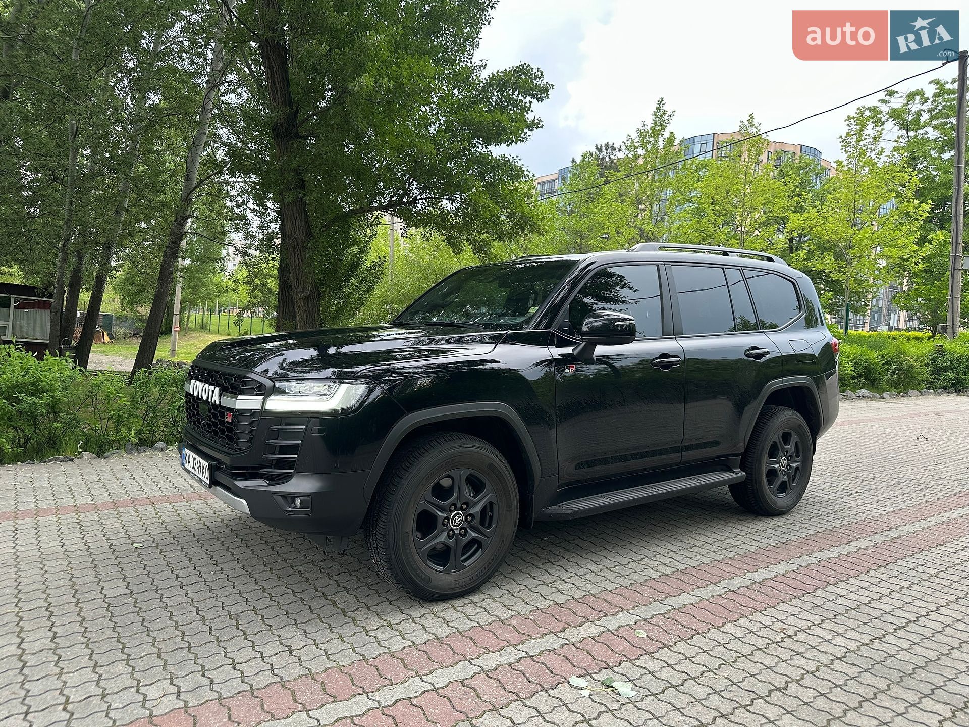 Toyota Land Cruiser 2022 VIN JTMAAABJ204014603 фото оголошення 7 з 9