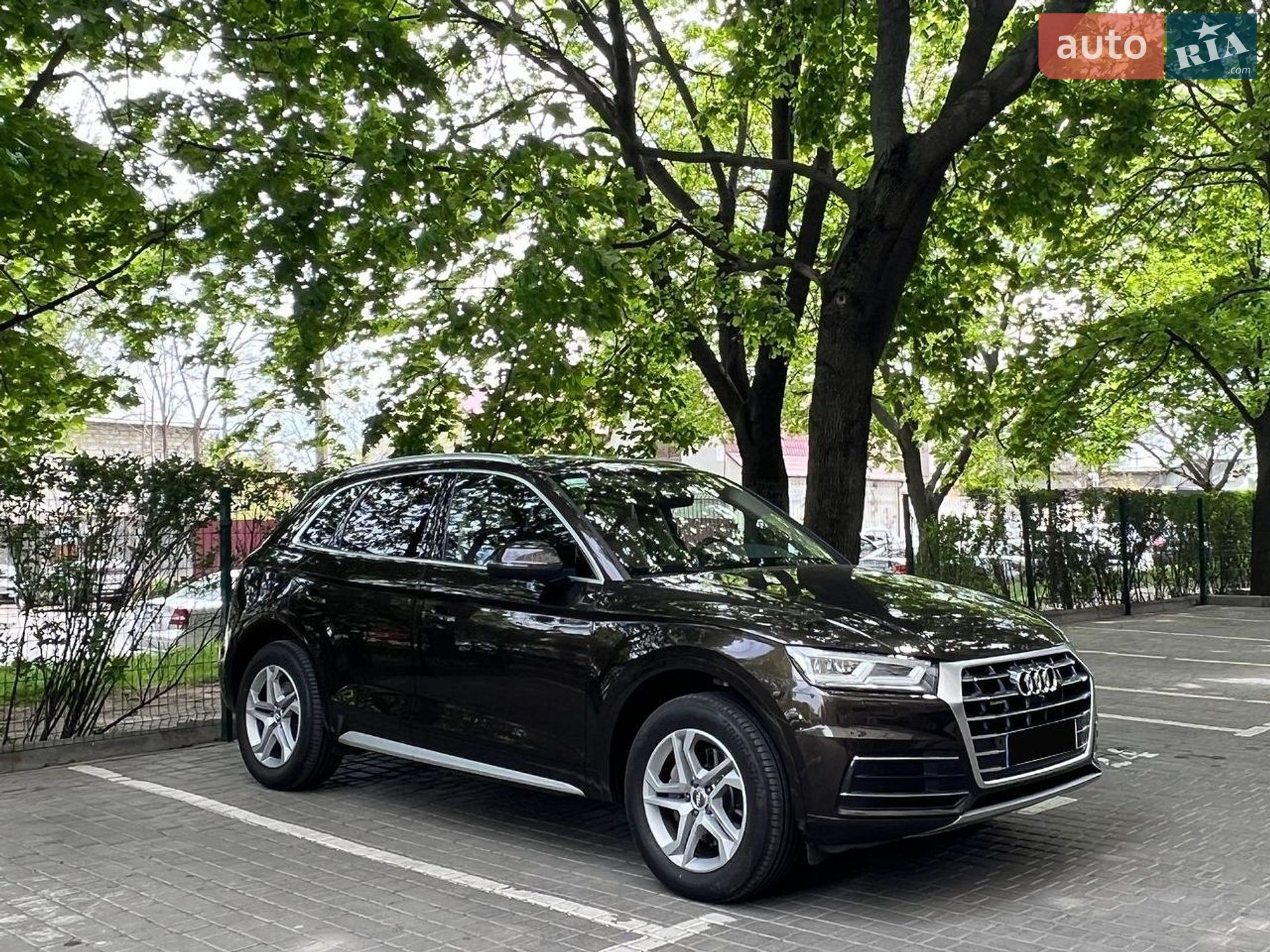 Audi Q5 2018 VIN WAUZZZFYXJ2225222 фото оголошення 18 з 65