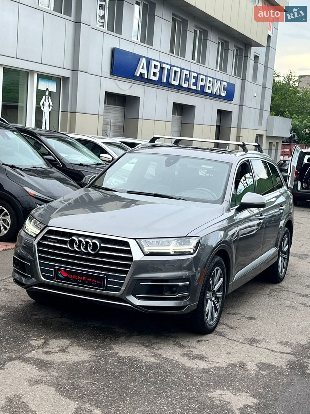 Audi Q7 2017 VIN WA1VAAF70JD025398 фото оголошення 4 з 63
