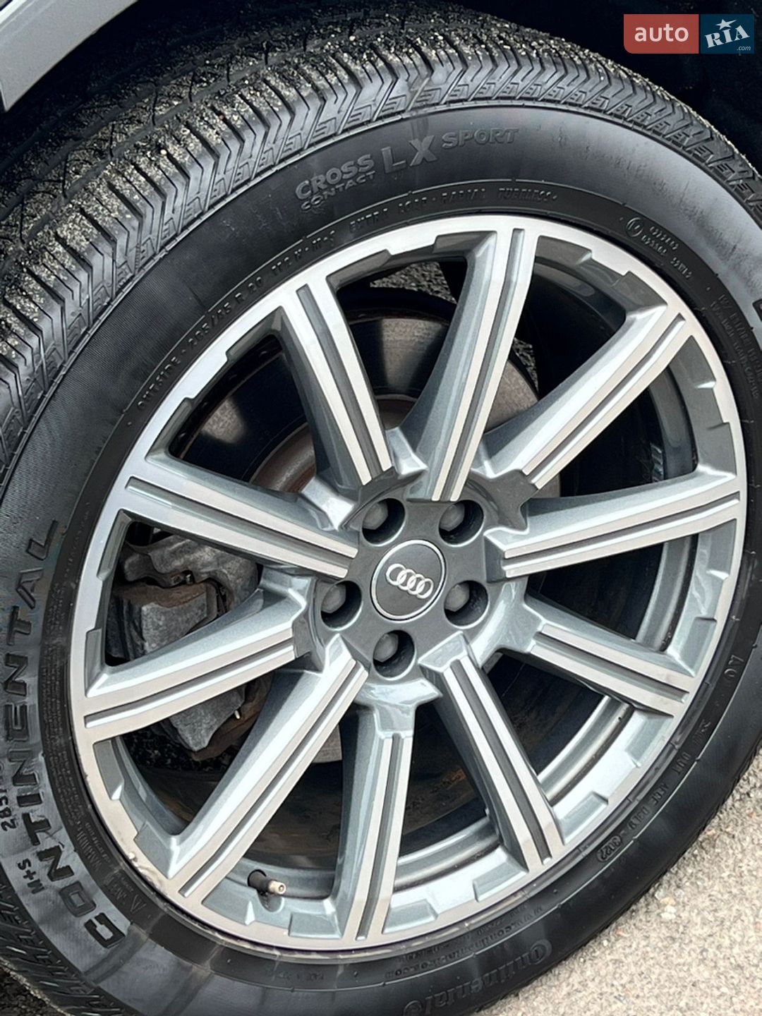 Audi Q7 2017 VIN WA1VAAF70JD025398 фото оголошення 15 з 63