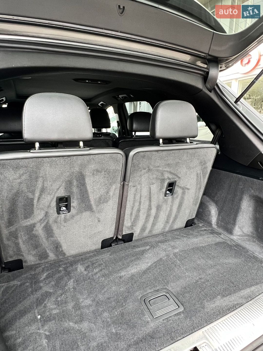 Audi Q7 2017 VIN WA1VAAF70JD025398 фото оголошення 34 з 63