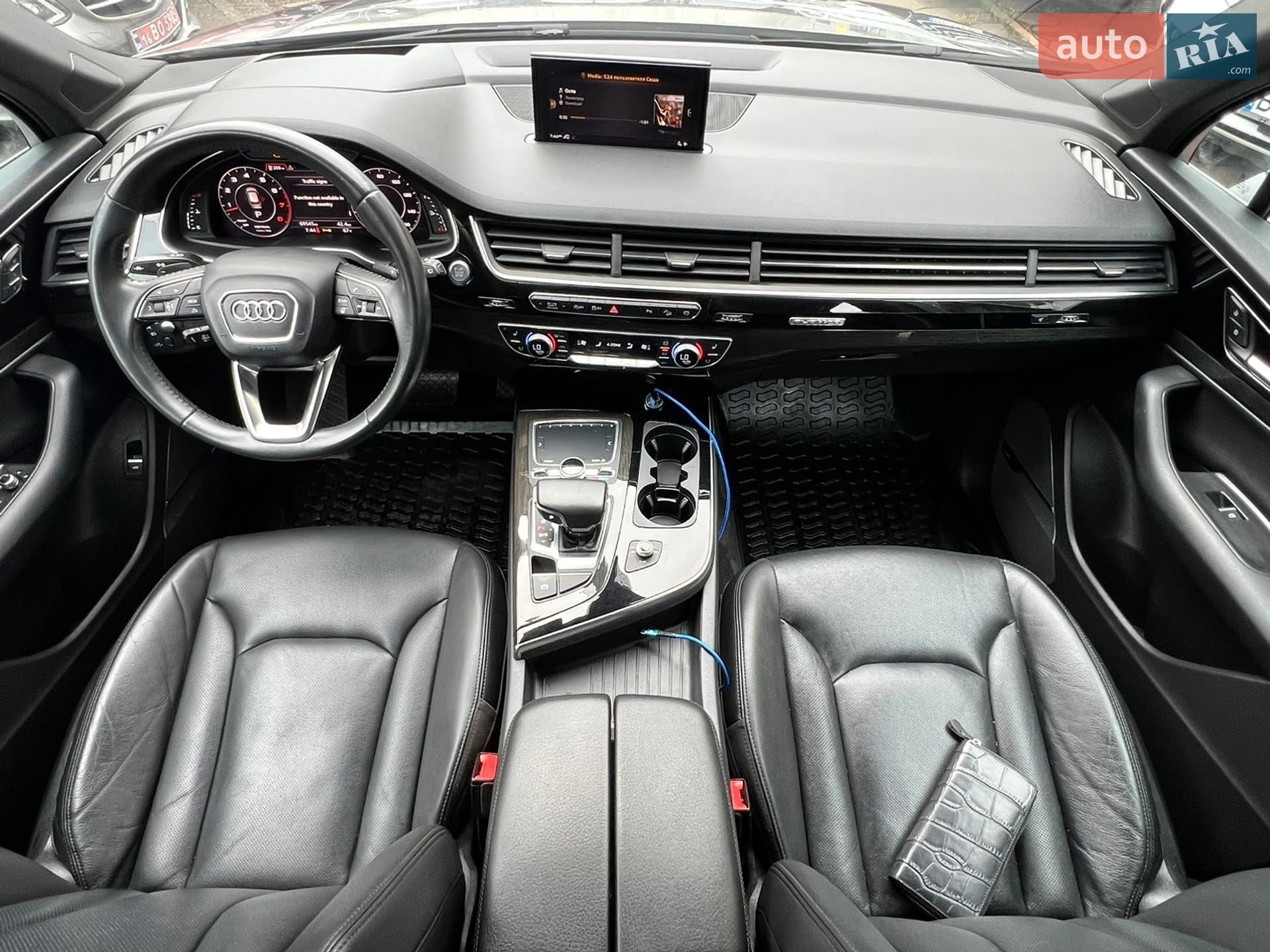 Audi Q7 2017 VIN WA1VAAF70JD025398 фото оголошення 41 з 63