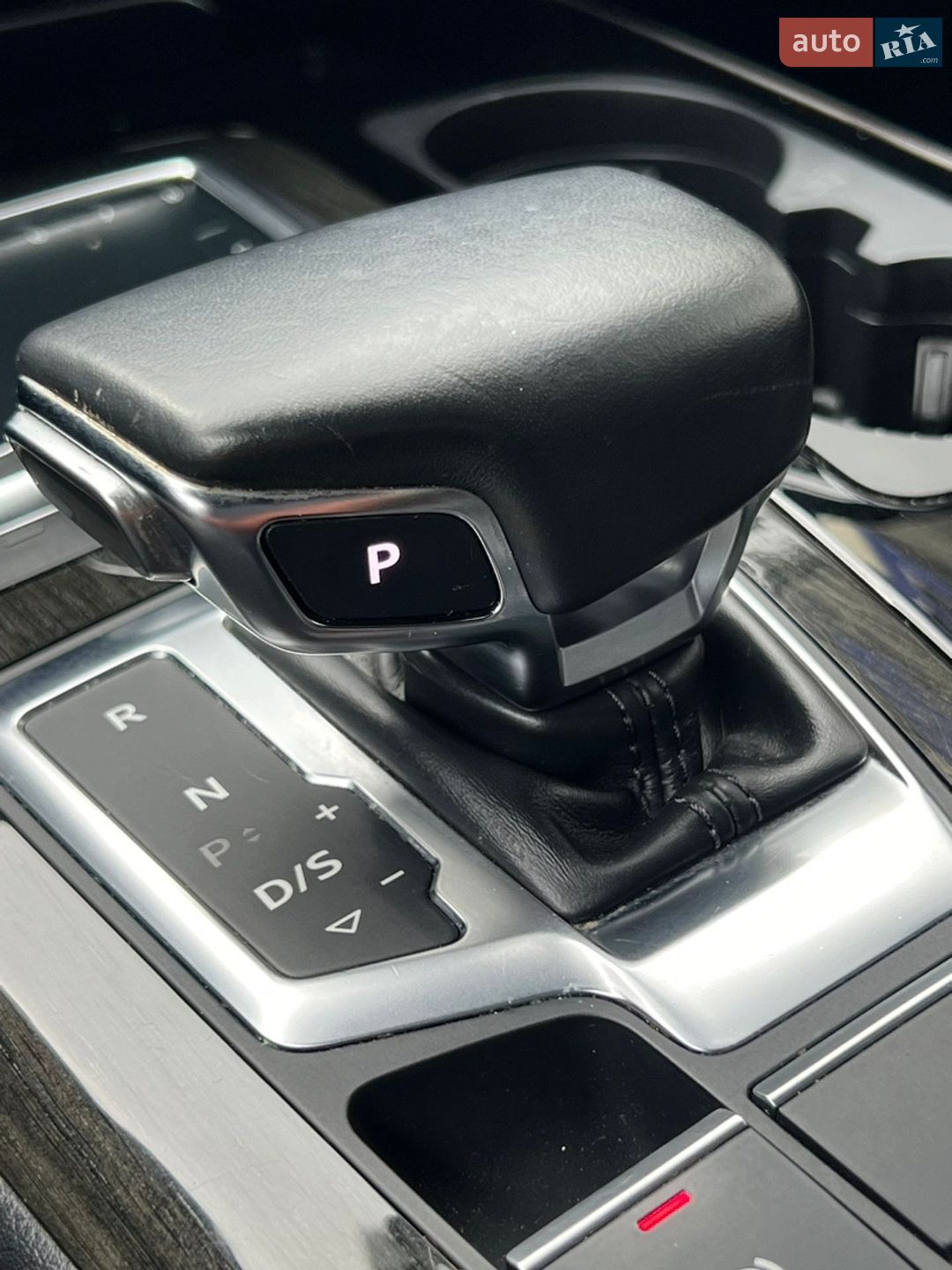 Audi Q7 2017 VIN WA1VAAF70JD025398 фото оголошення 58 з 63