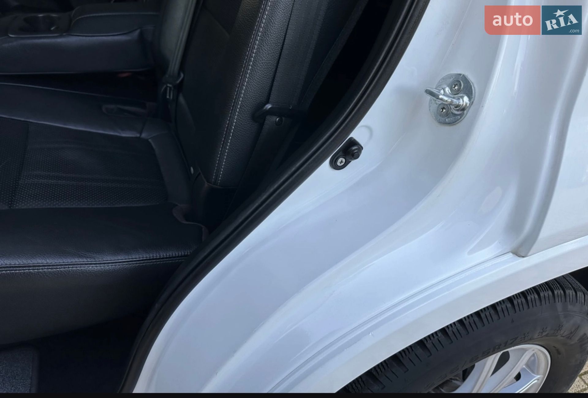 Kia Sorento 2012 VIN KNAKU814DC5345751 фото оголошення 64 з 143