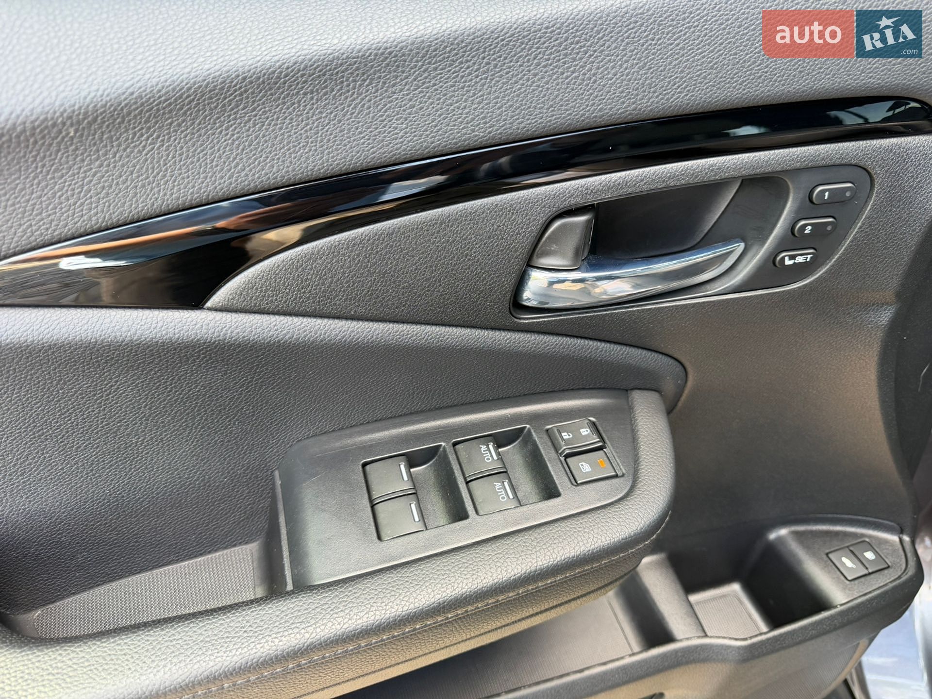 Honda Passport 2021 VIN 5FNYF8H9XMB024364 фото оголошення 18 з 42