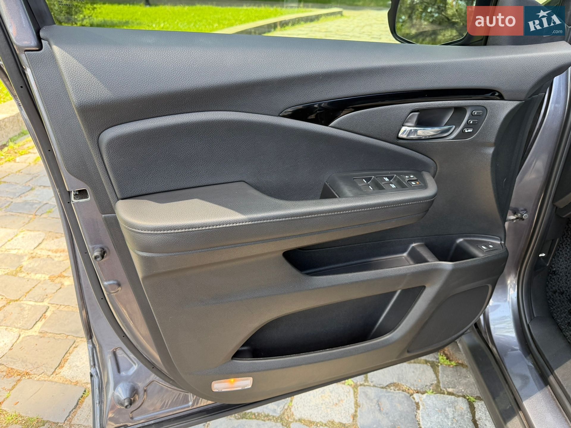 Honda Passport 2021 VIN 5FNYF8H9XMB024364 фото оголошення 19 з 42