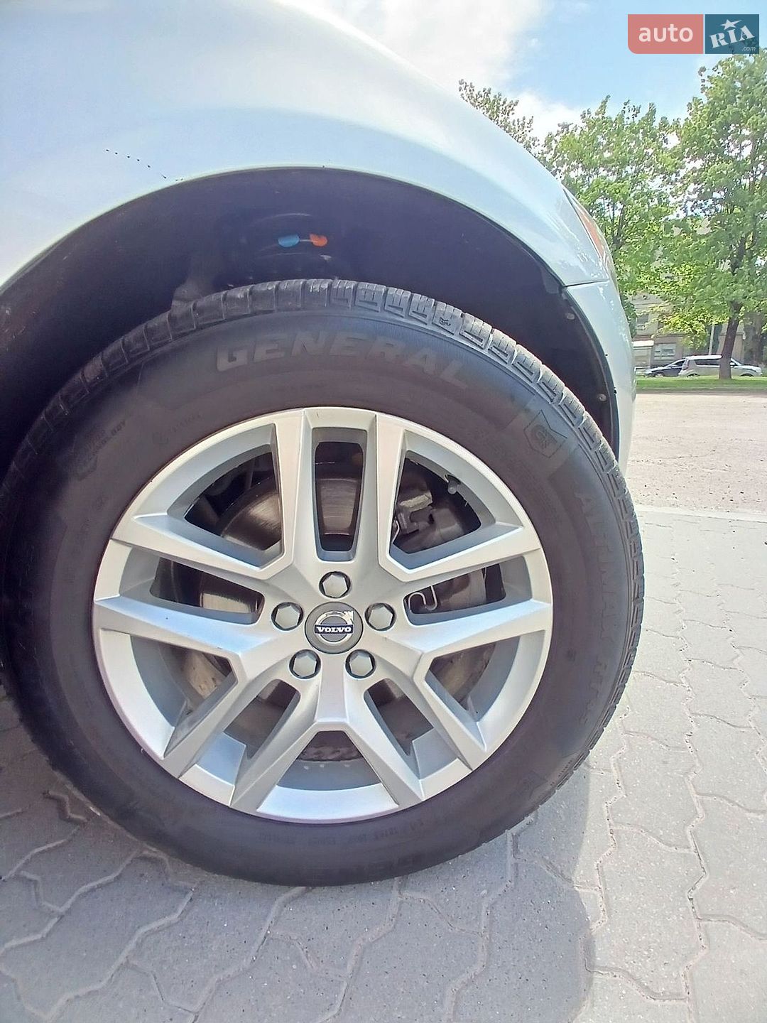 Volvo XC60 2016 VIN YV440MDJ1H2083950 фото оголошення 10 з 21