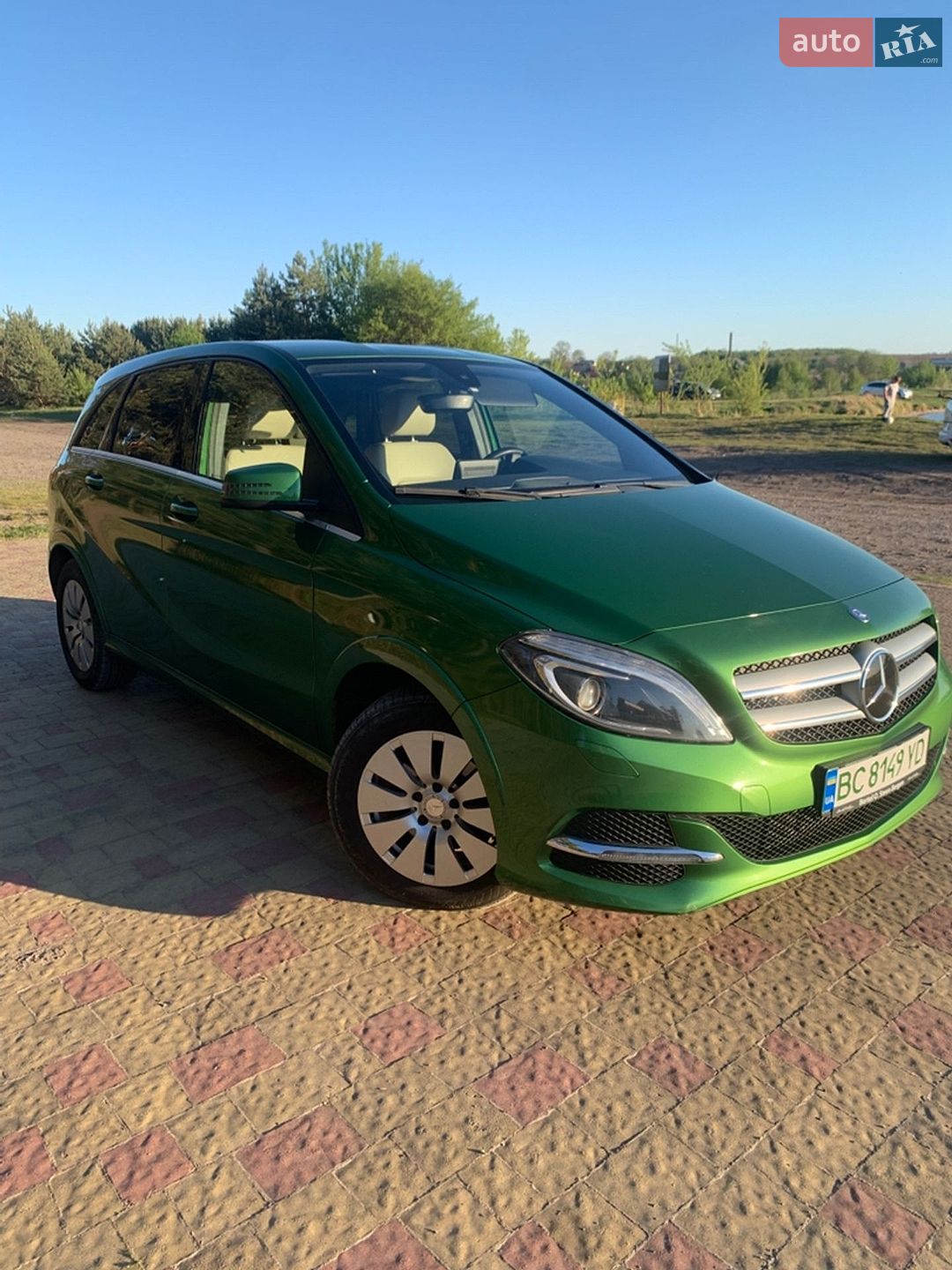 Mercedes-Benz B-Class 2016 VIN WDD2428901J012109 фото оголошення 7 з 32