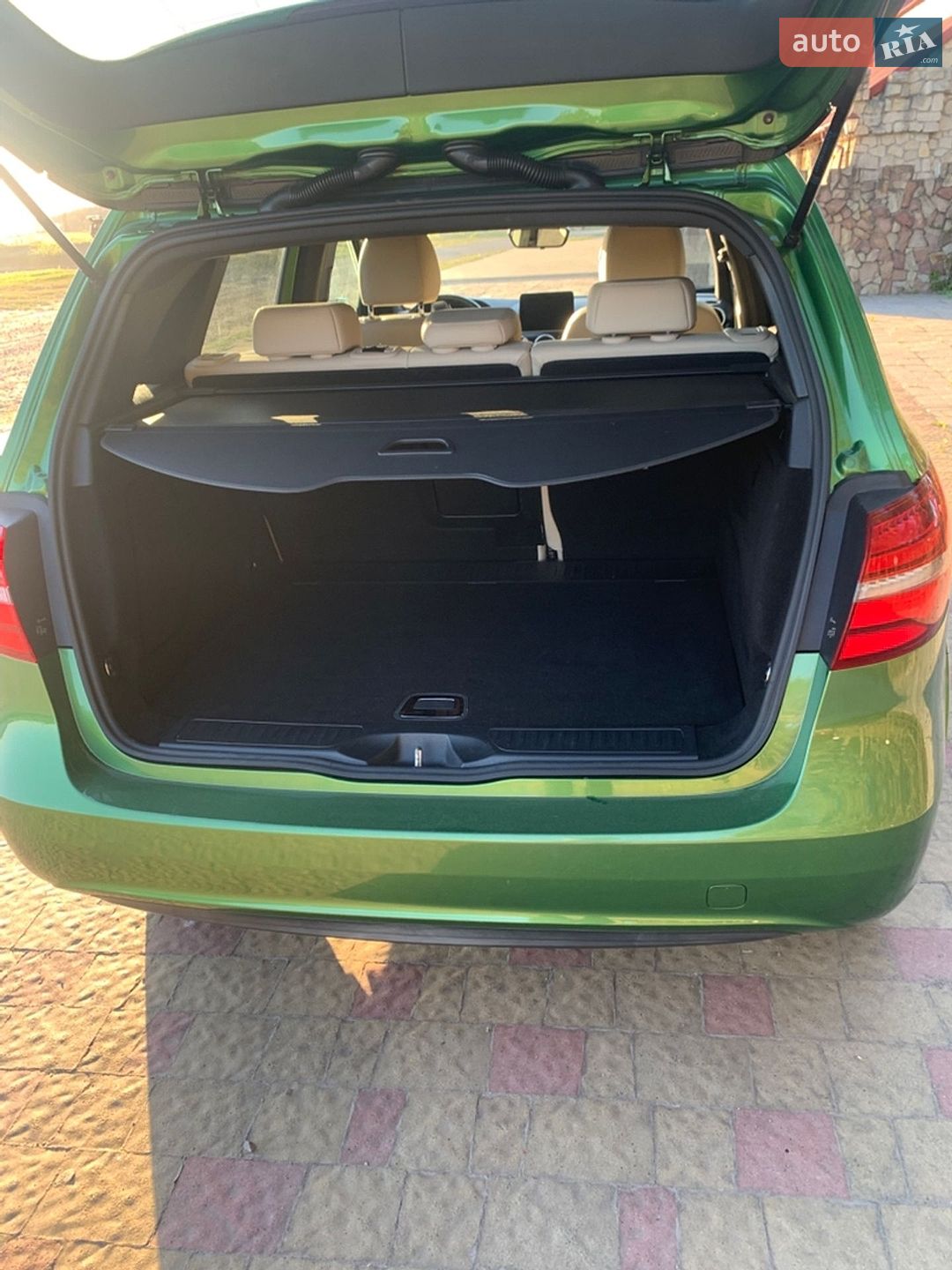 Mercedes-Benz B-Class 2016 VIN WDD2428901J012109 фото оголошення 14 з 32