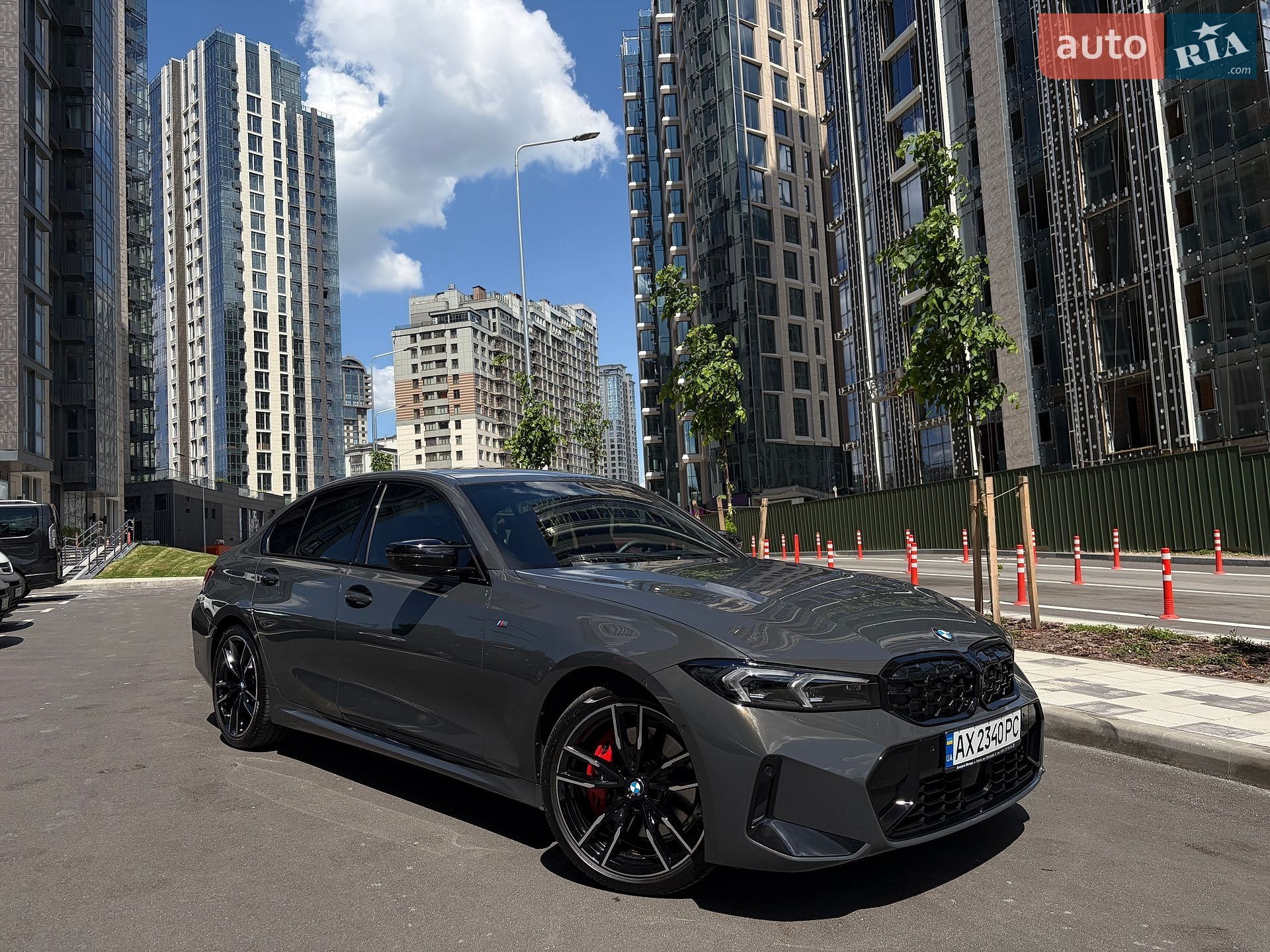 BMW 3 Series 2025 VIN WBA41FF010FU64479 фото оголошення 8 з 58