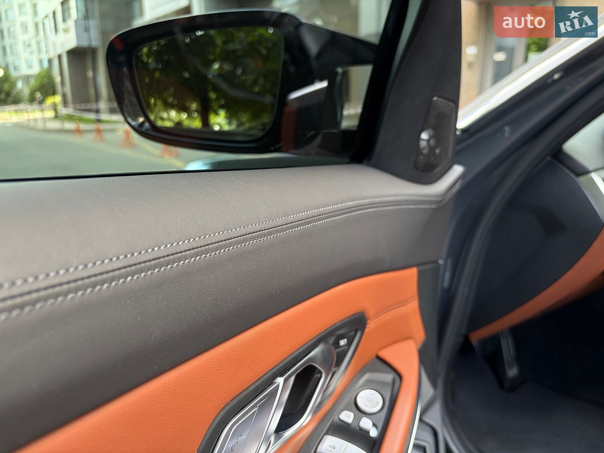 BMW 3 Series 2025 VIN WBA41FF010FU64479 фото оголошення 19 з 58