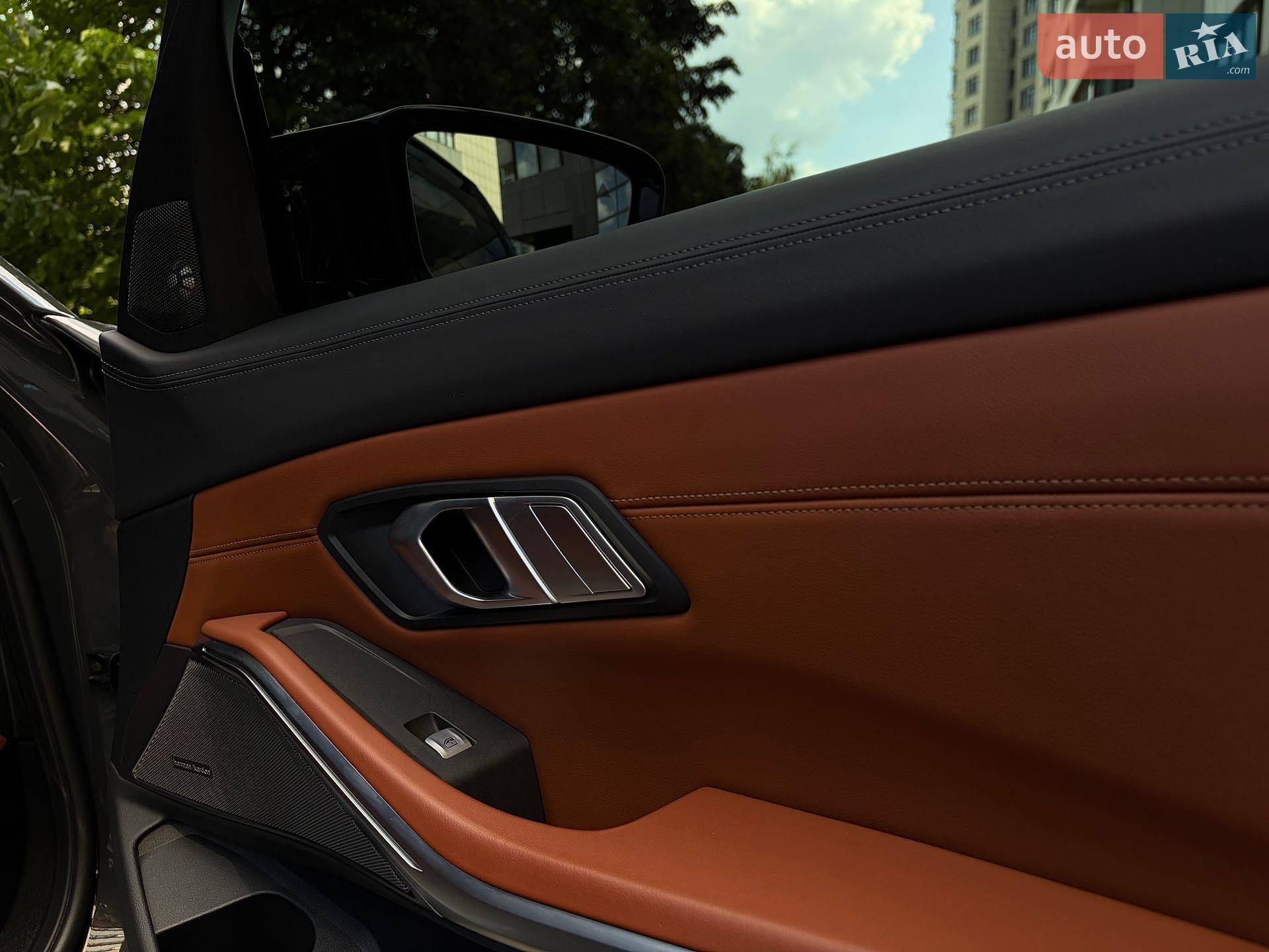 BMW 3 Series 2025 VIN WBA41FF010FU64479 фото оголошення 32 з 58