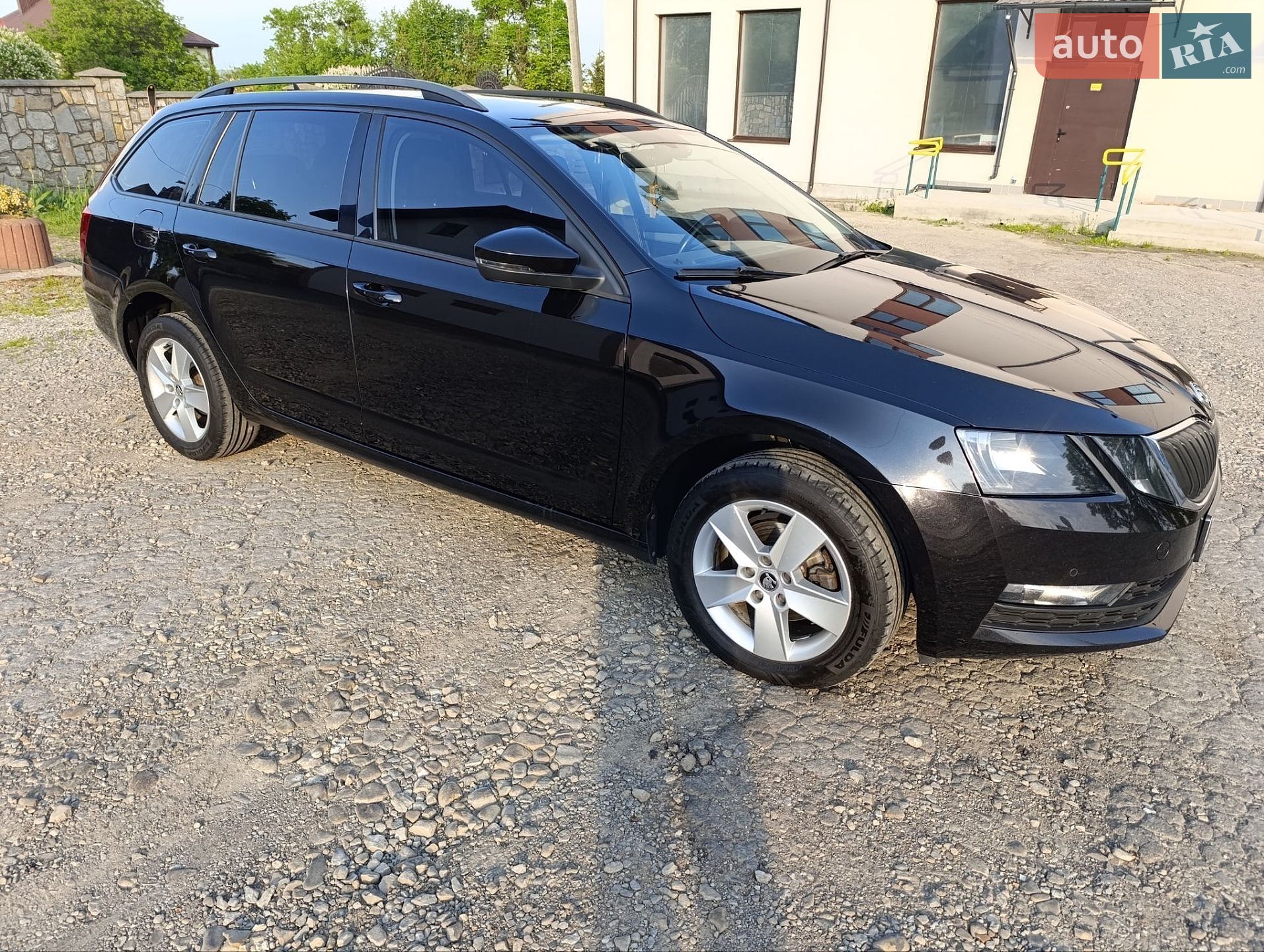 Skoda Octavia 2017 VIN TMBJG7NE4J0189931 фото оголошення 5 з 59
