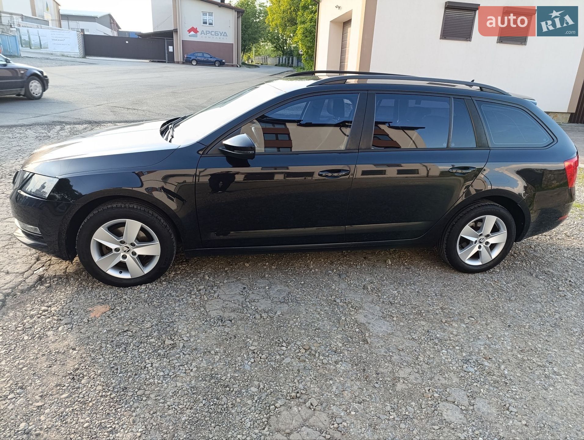 Skoda Octavia 2017 VIN TMBJG7NE4J0189931 фото оголошення 11 з 59