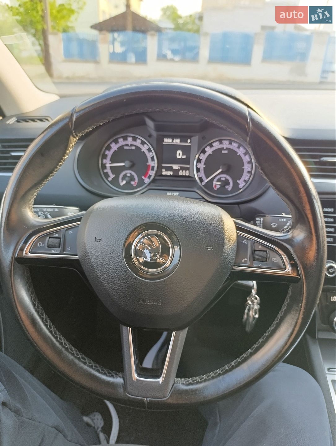 Skoda Octavia 2017 VIN TMBJG7NE4J0189931 фото оголошення 33 з 59