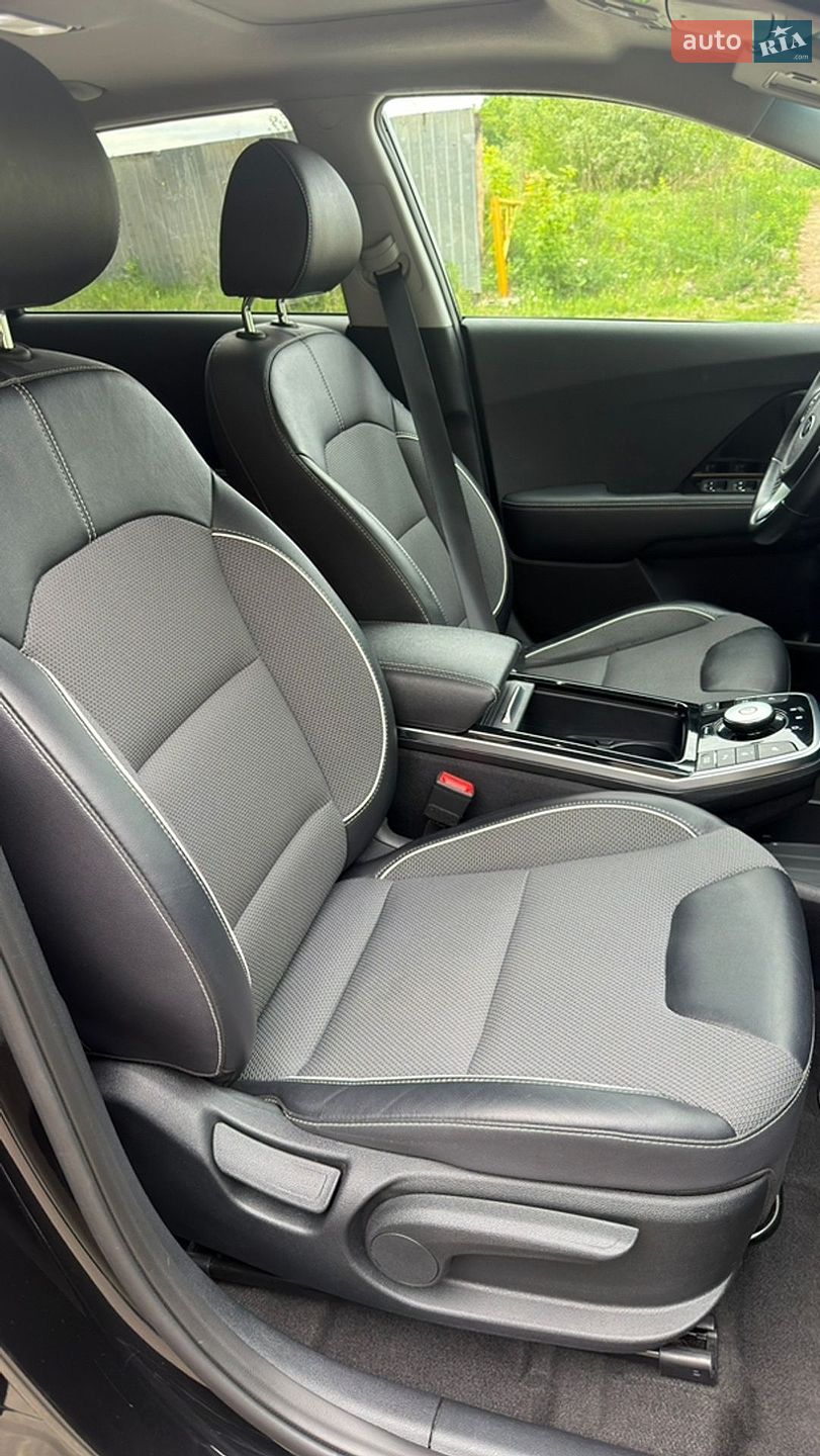 Kia Niro 2021 VIN KNACC81GFM5093878 фото оголошення 14 з 40