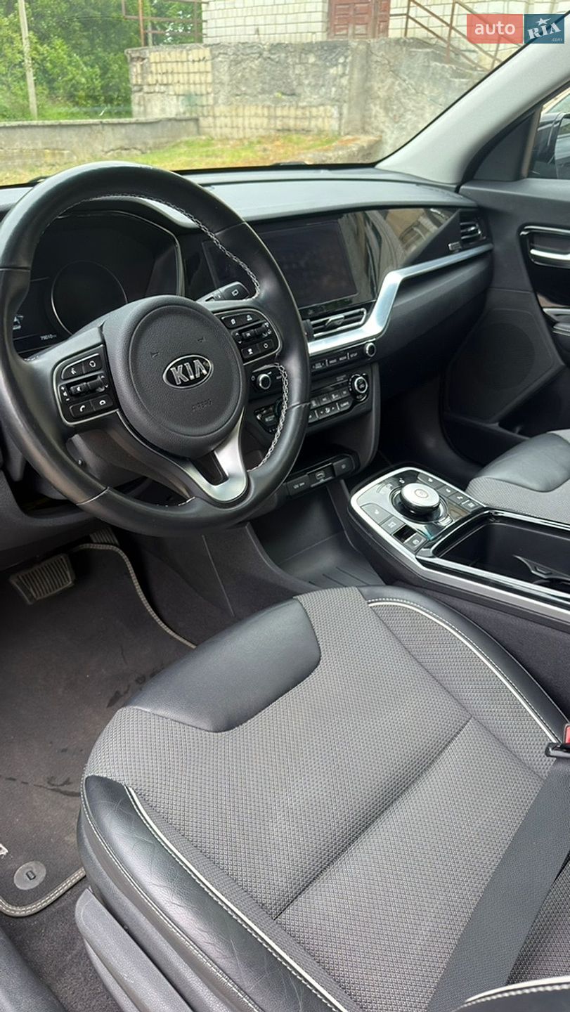 Kia Niro 2021 VIN KNACC81GFM5093878 фото оголошення 27 з 40