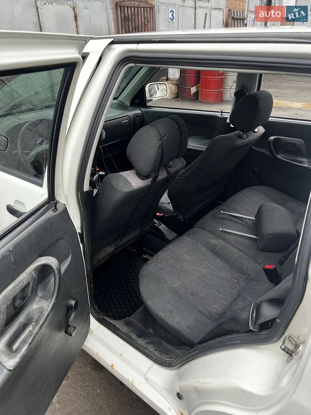 Volkswagen Polo 1999 VIN WVWZZZ6KZXR584711 фото оголошення 8 з 9