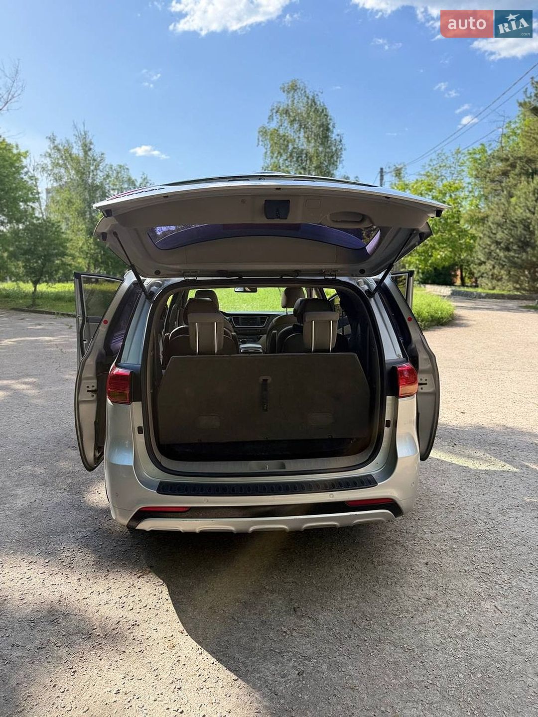 Kia Carnival 2015 VIN KNAMC81ABFS062117 фото оголошення 7 з 20