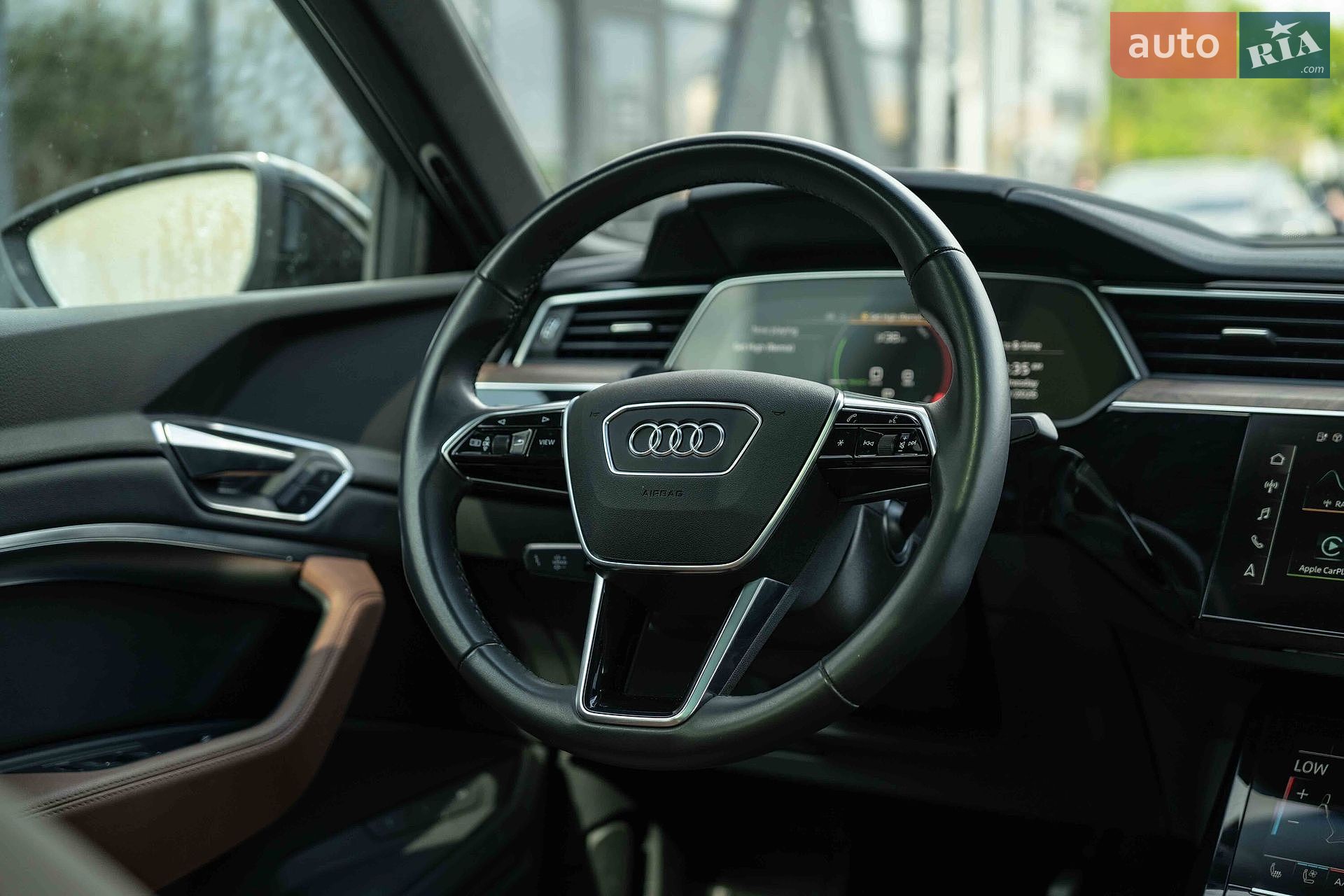 Audi e-tron 2022 VIN WA12AAGE5NB033921 фото оголошення 24 з 49