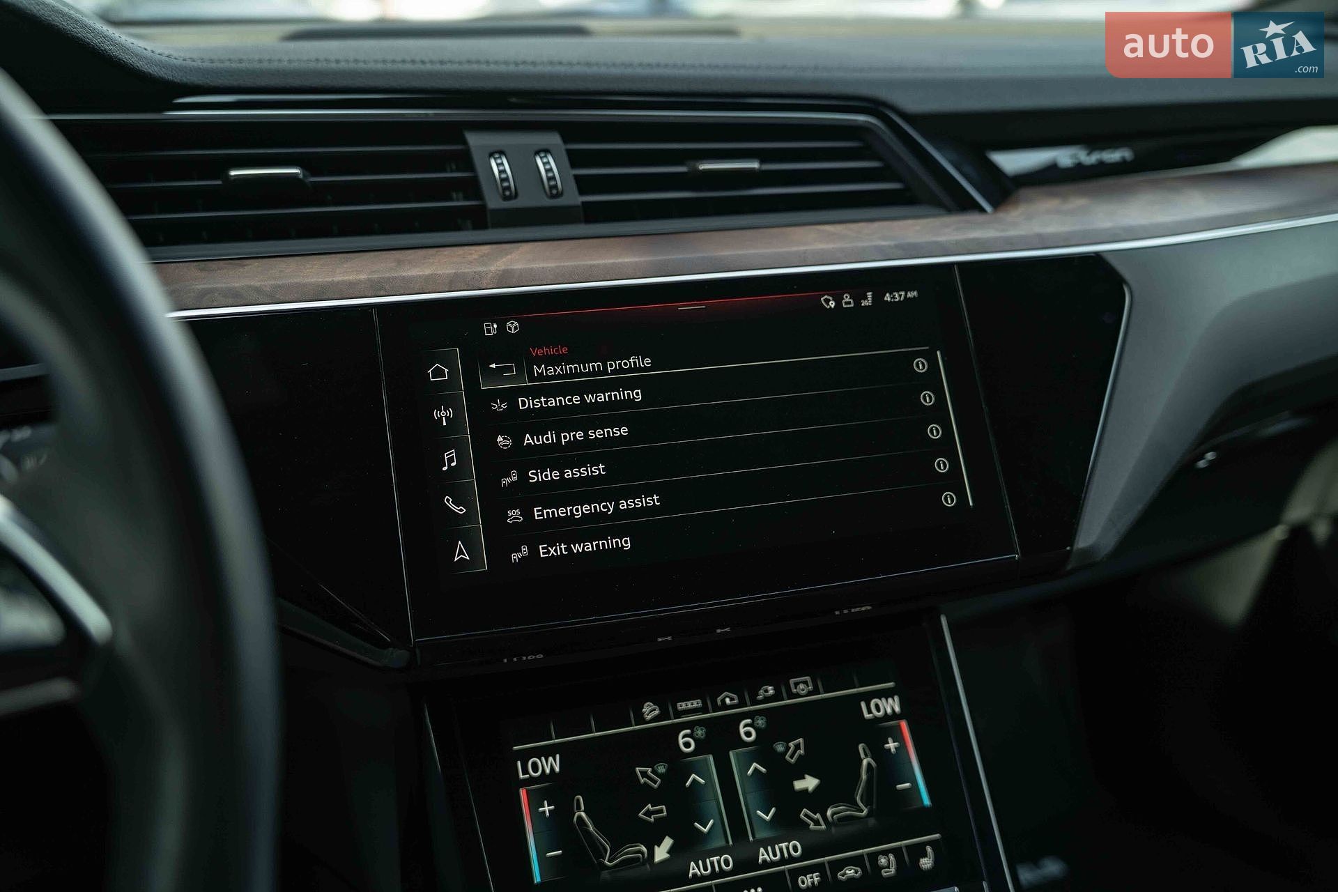 Audi e-tron 2022 VIN WA12AAGE5NB033921 фото оголошення 34 з 49