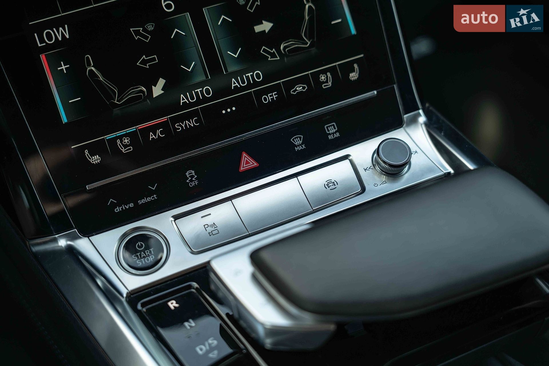 Audi e-tron 2022 VIN WA12AAGE5NB033921 фото оголошення 35 з 49