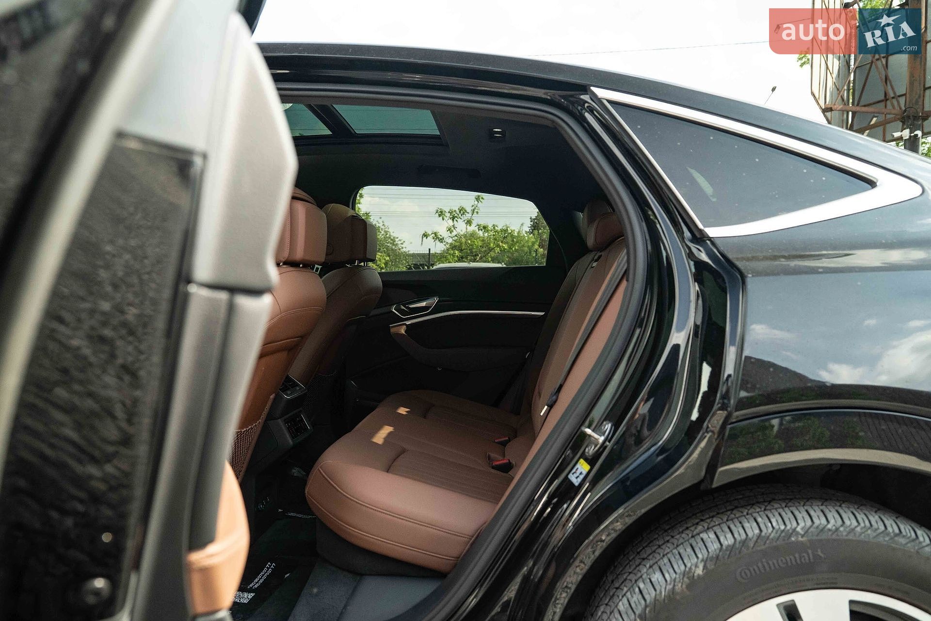 Audi e-tron 2022 VIN WA12AAGE5NB033921 фото оголошення 42 з 49