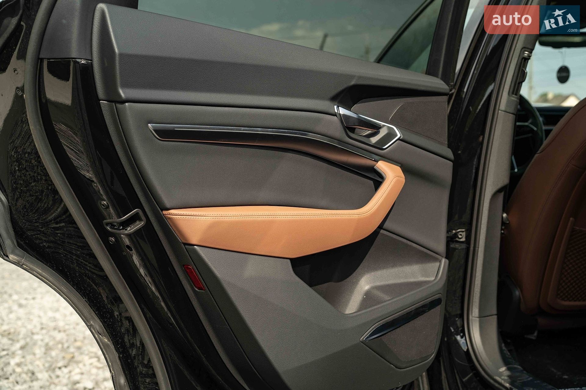 Audi e-tron 2022 VIN WA12AAGE5NB033921 фото оголошення 47 з 49