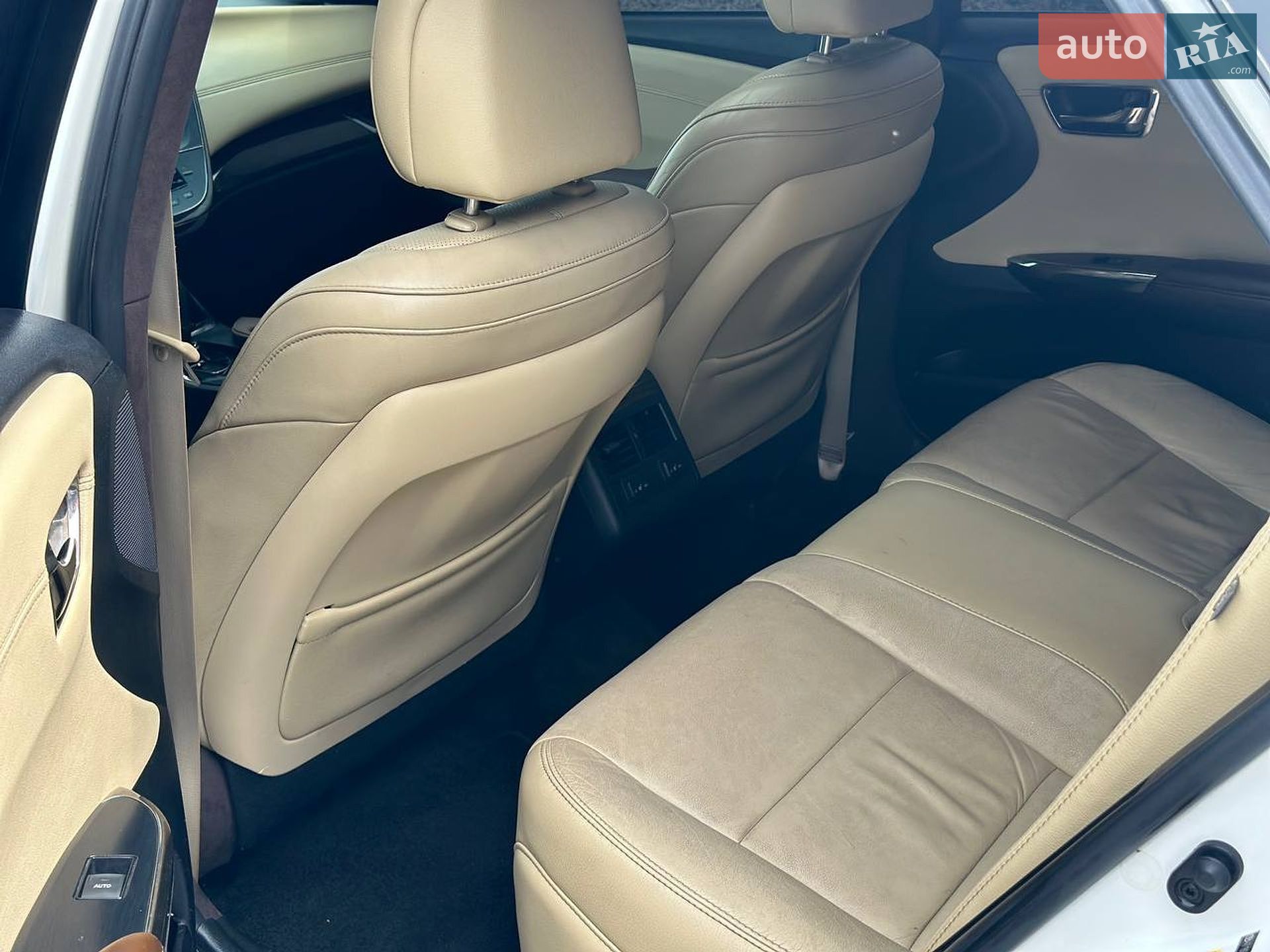 Toyota Avalon 2015 VIN 4T1BD1EB1FU046415 фото оголошення 6 з 9