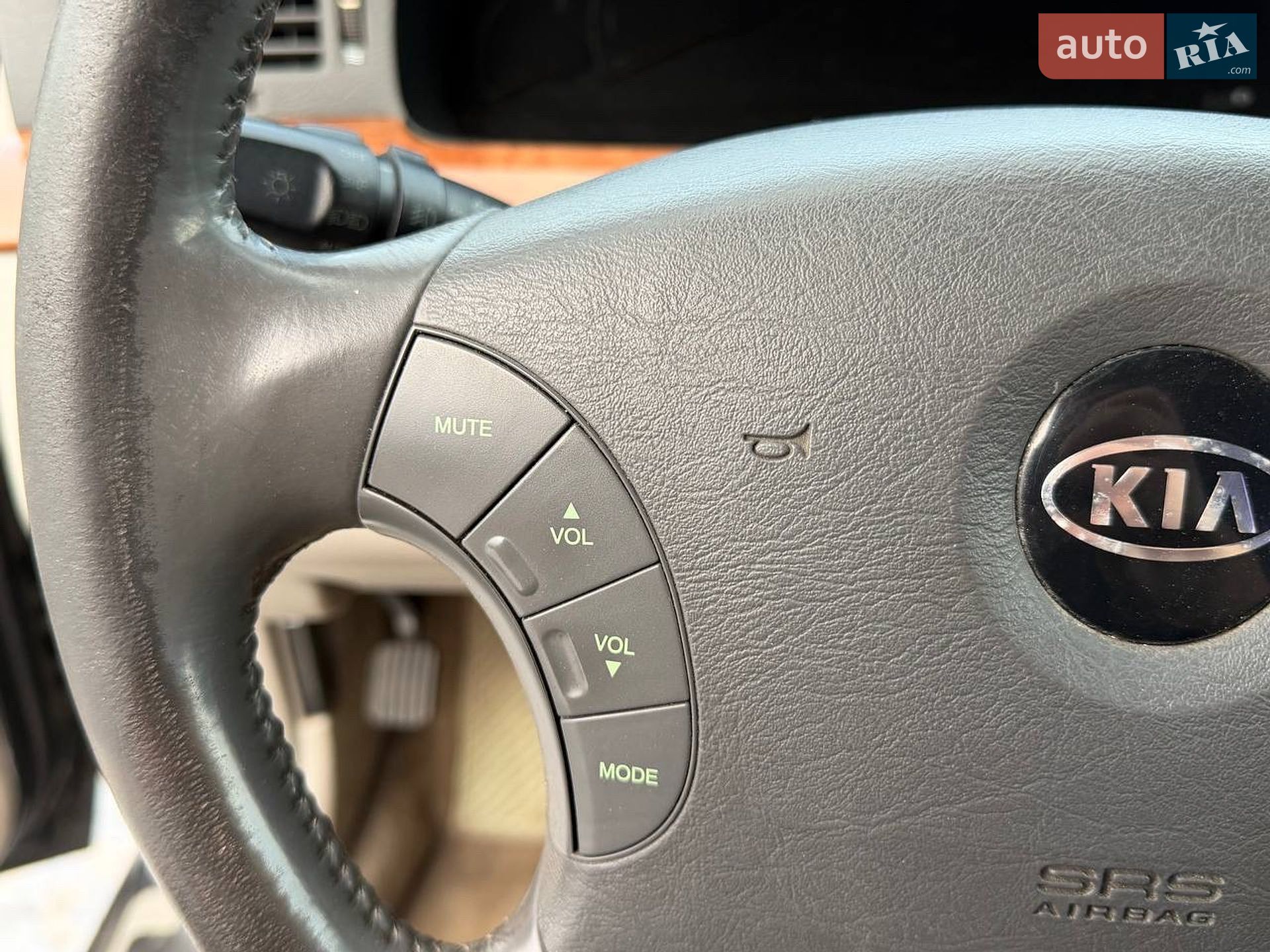KIA Opirus 2006 VIN Y6LLD22436L000044 фото оголошення 19 з 21