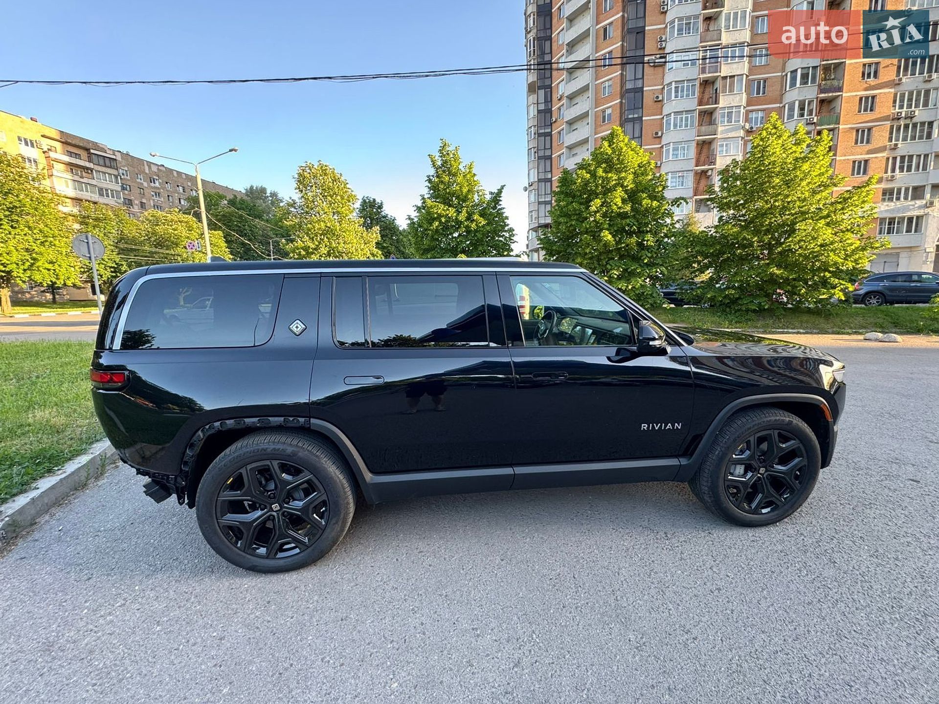 Rivian R1S 2025 VIN 7PDSGBBA1SN071292 фото оголошення 22 з 41