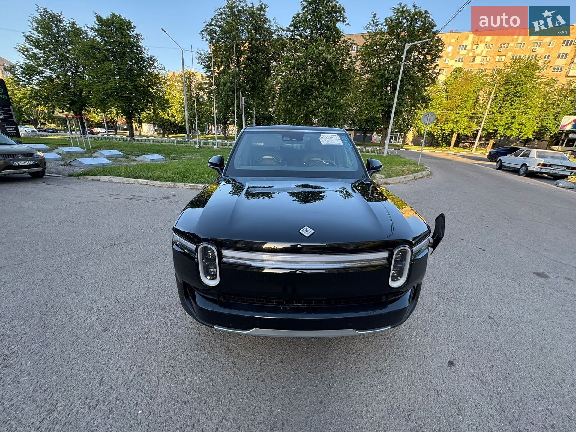Rivian R1S 2025 VIN 7PDSGBBA1SN071292 фото оголошення 33 з 41