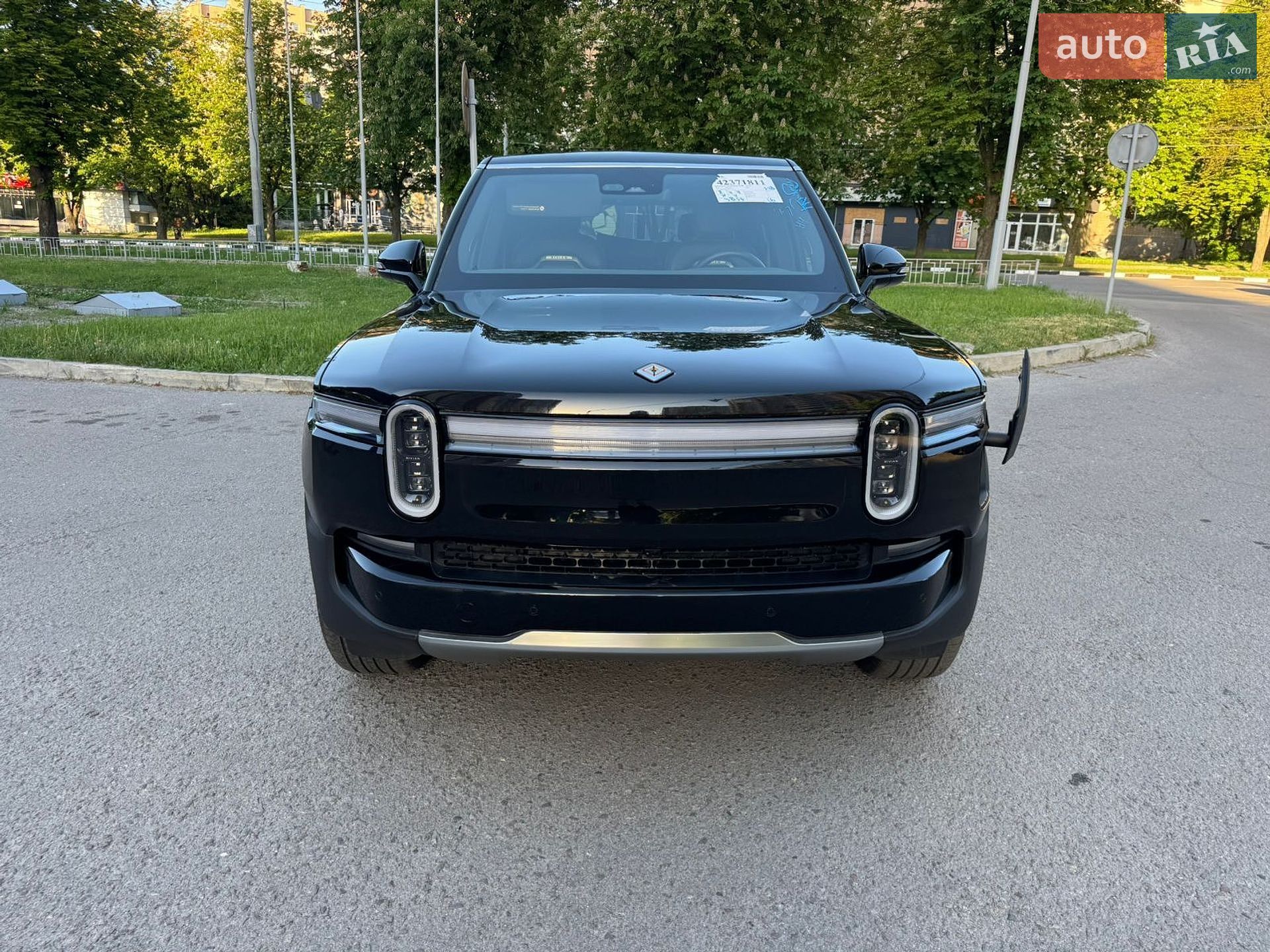 Rivian R1S 2025 VIN 7PDSGBBA1SN071292 фото оголошення 37 з 41