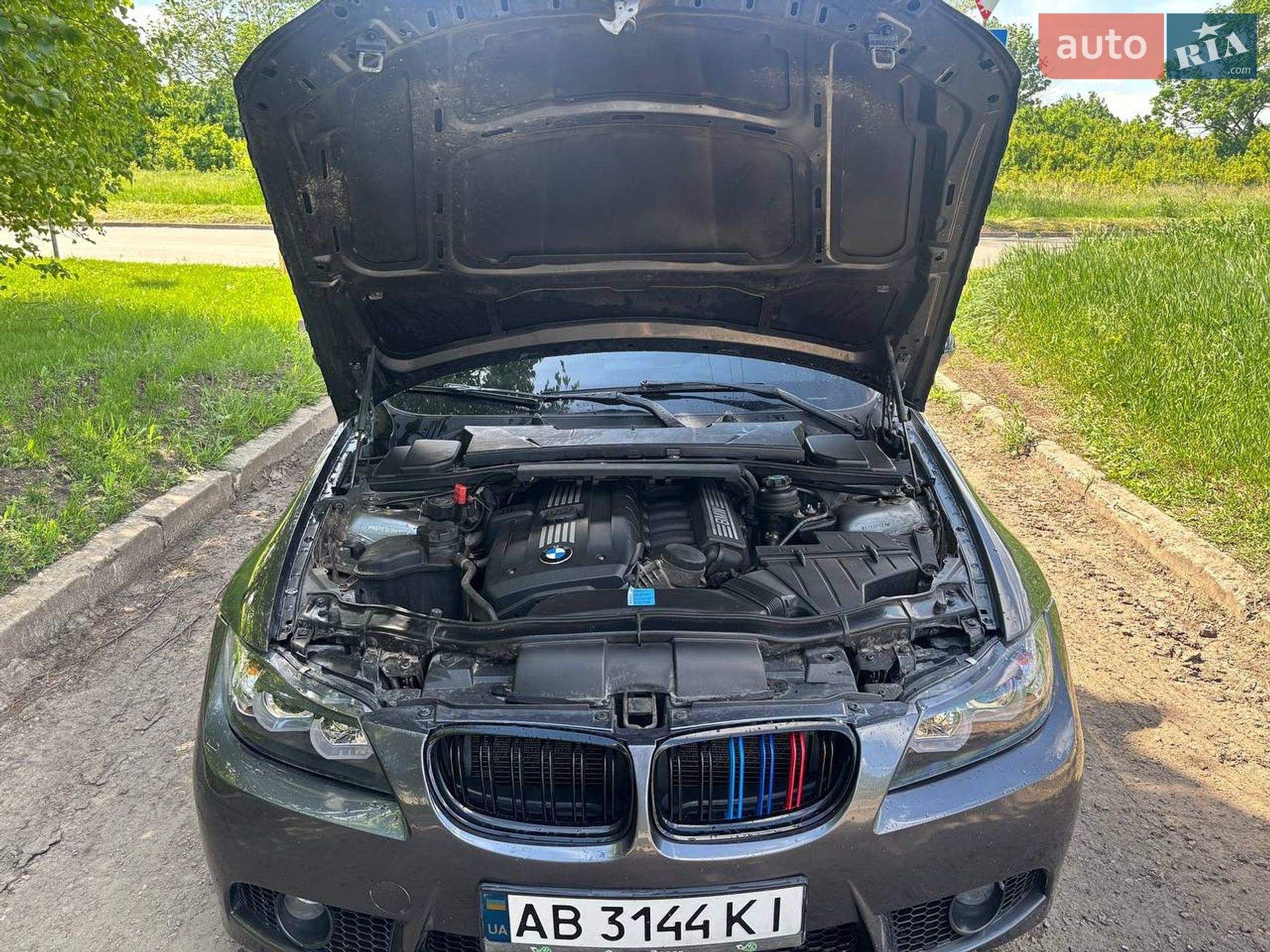 BMW 3 Series 2011 VIN WBAPG7G52BNN18800 фото оголошення 8 з 10