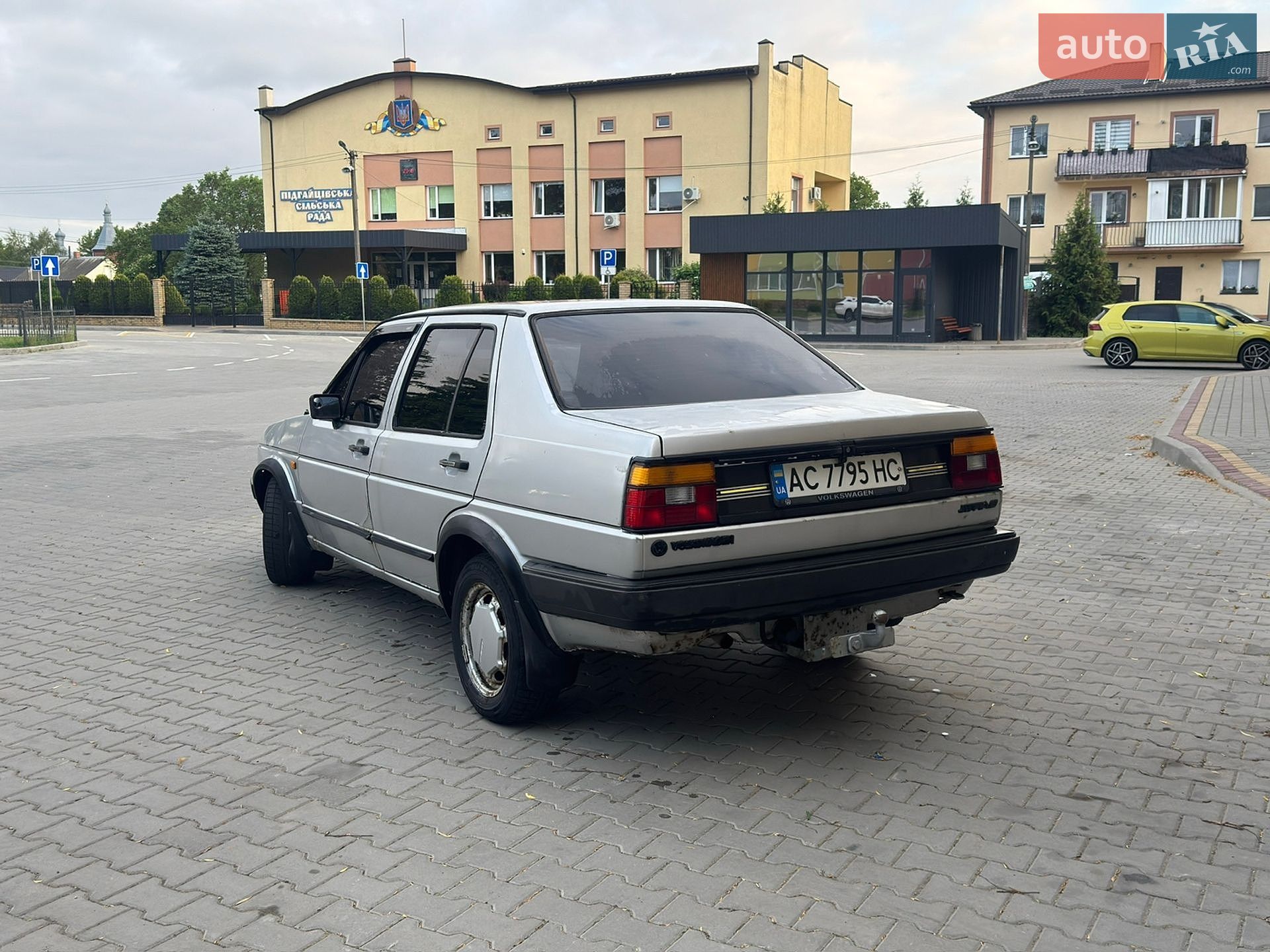 Volkswagen Jetta 1986 VIN WVWZZZ16ZGW611790 фото оголошення 2 з 3