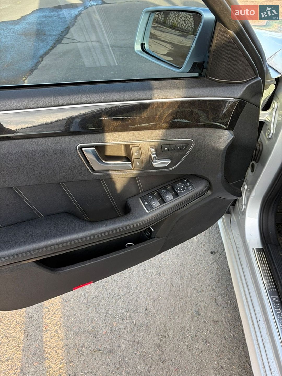 Mercedes-Benz E-Class 2013 VIN WDDHF8CB9EA954654 фото оголошення 10 з 20